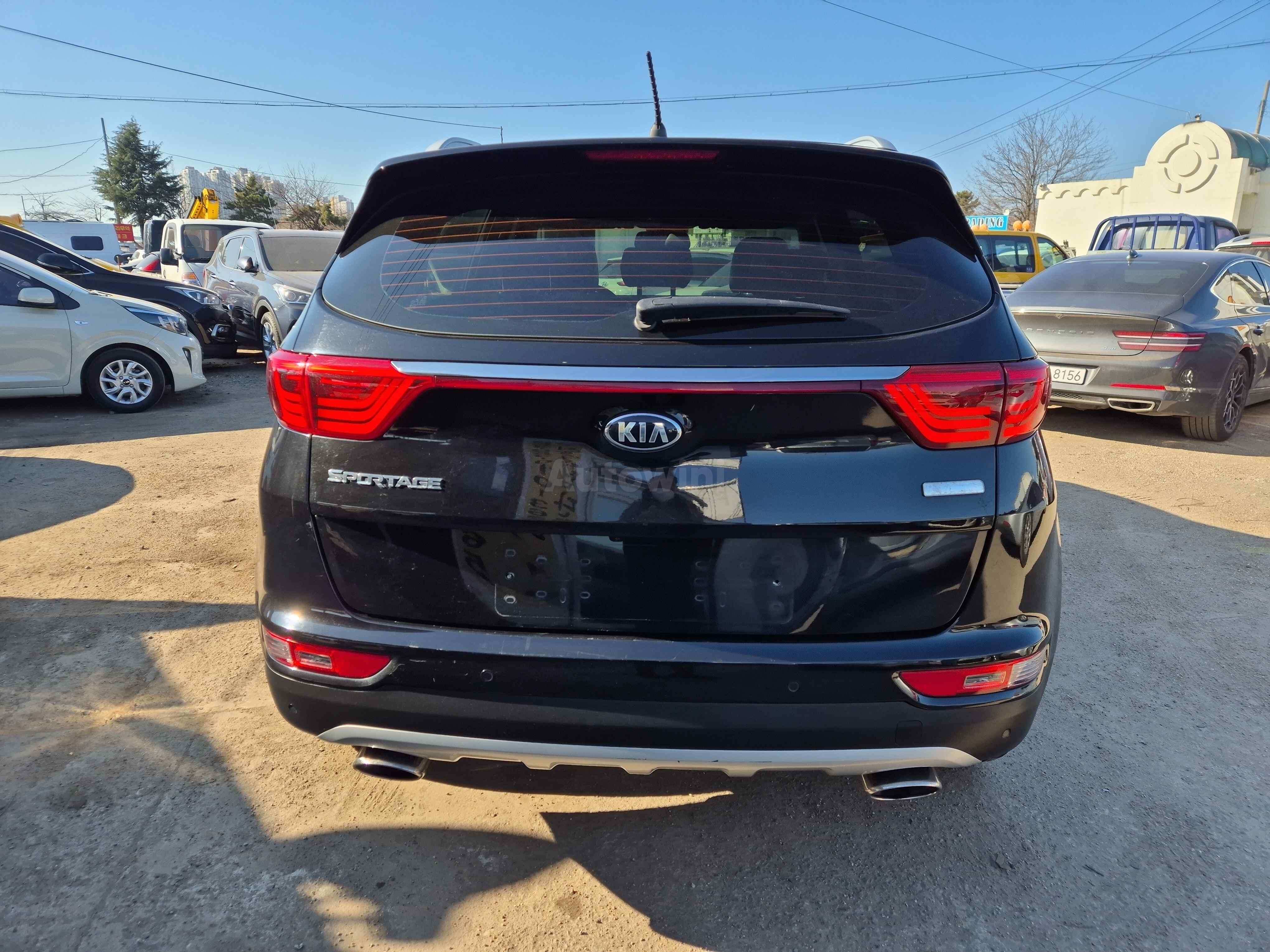 2017 KIA SPORTAGE VIN: KNAPM813BHK301996