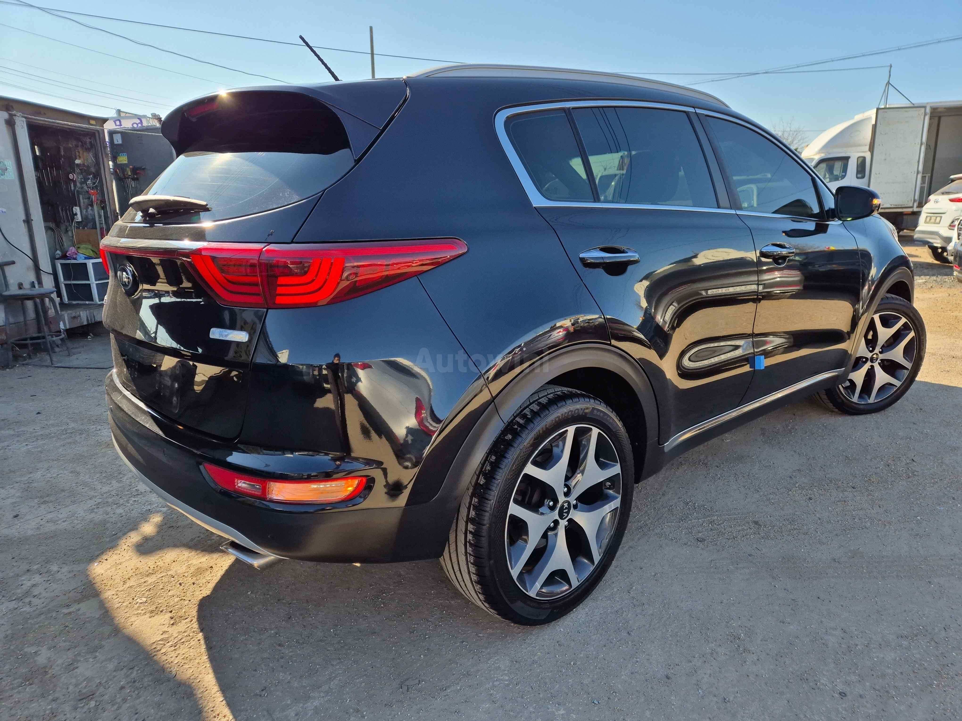 2017 KIA SPORTAGE VIN: KNAPM813BHK301996