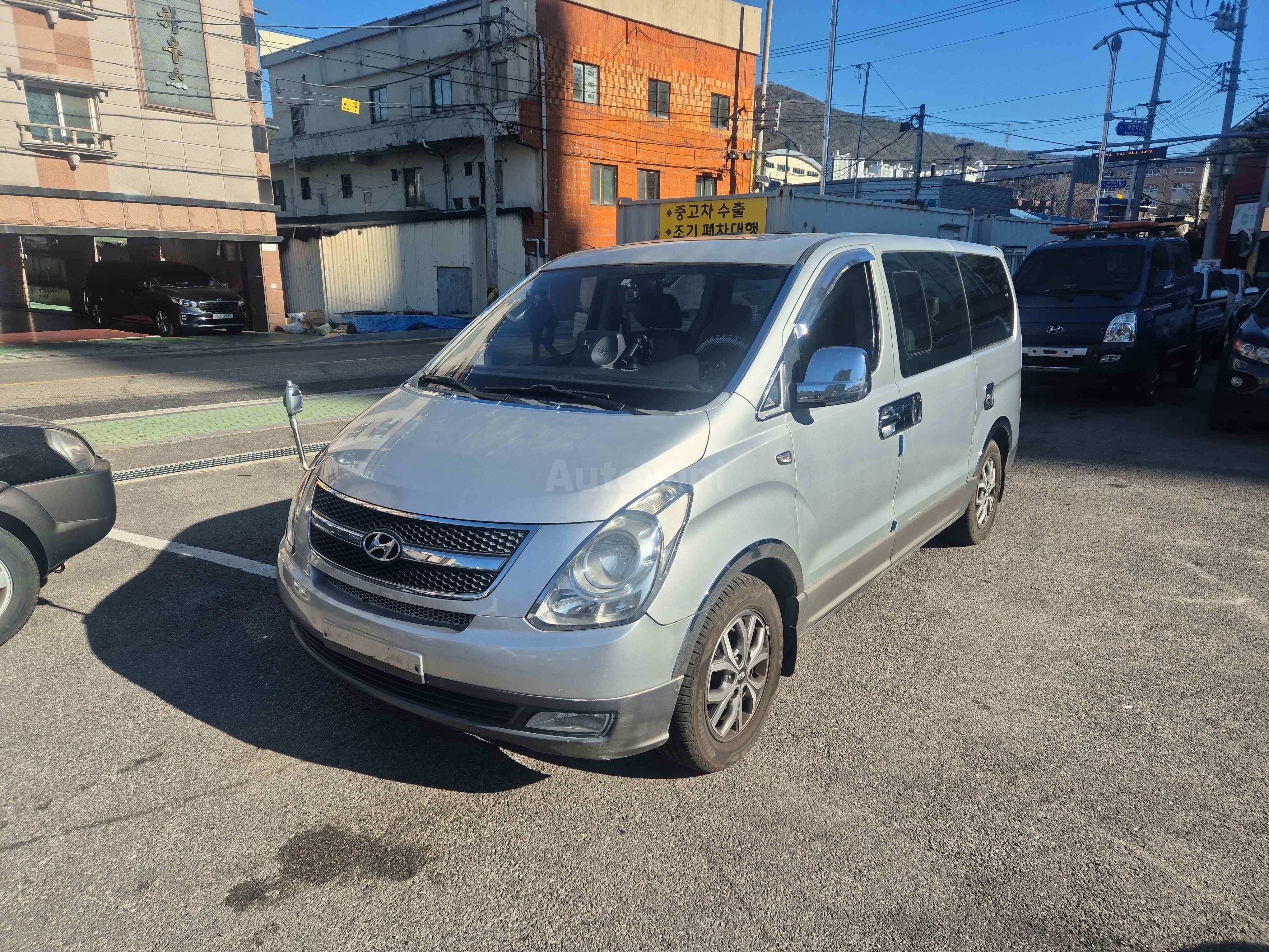 2010 HYUNDAI STAREX VIN: KMJWA37JBAU173224