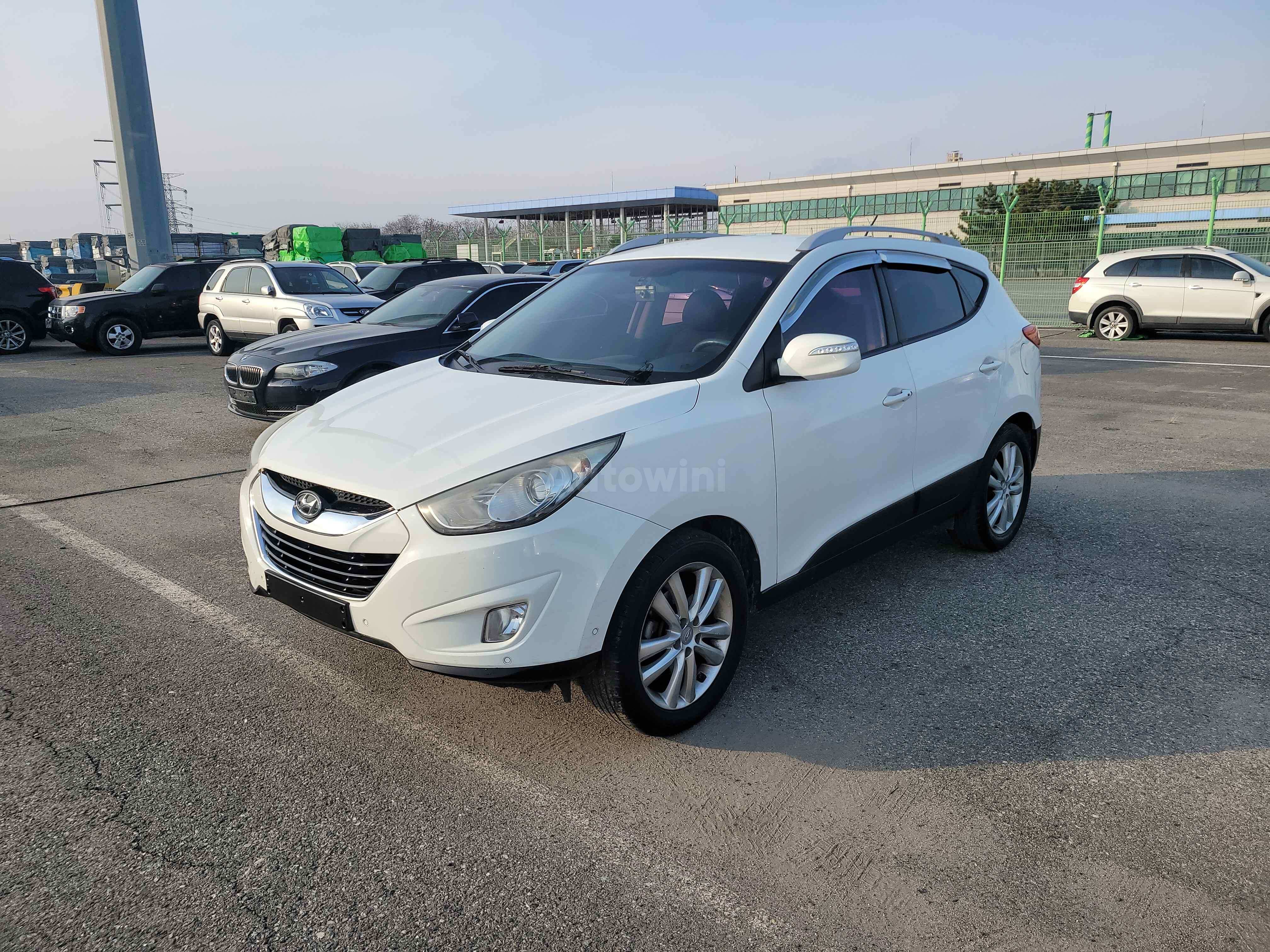 2013 HYUNDAI TUCSON VIN: KMHJU81VDDU669665