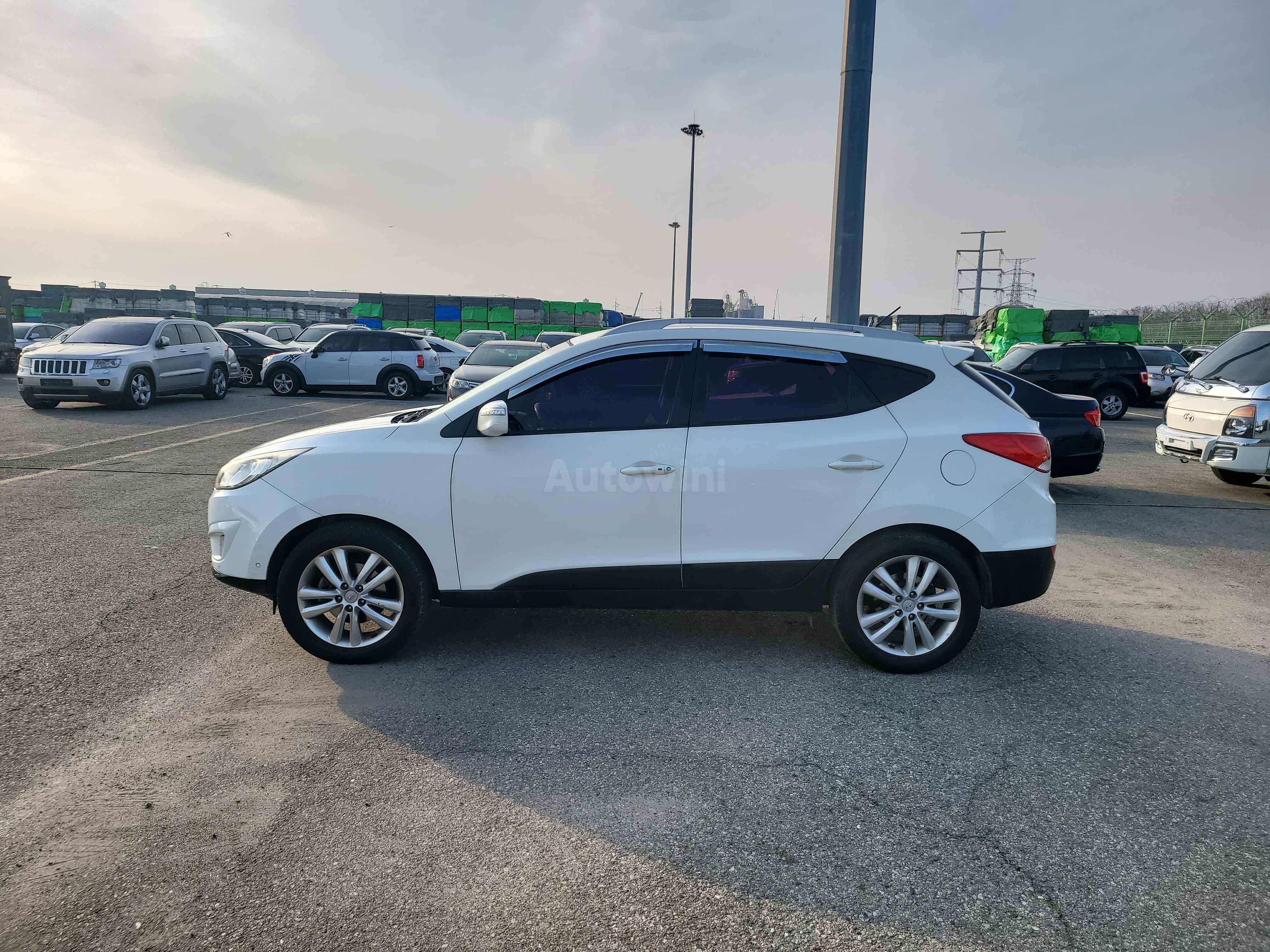 2013 HYUNDAI TUCSON VIN: KMHJU81VDDU669665