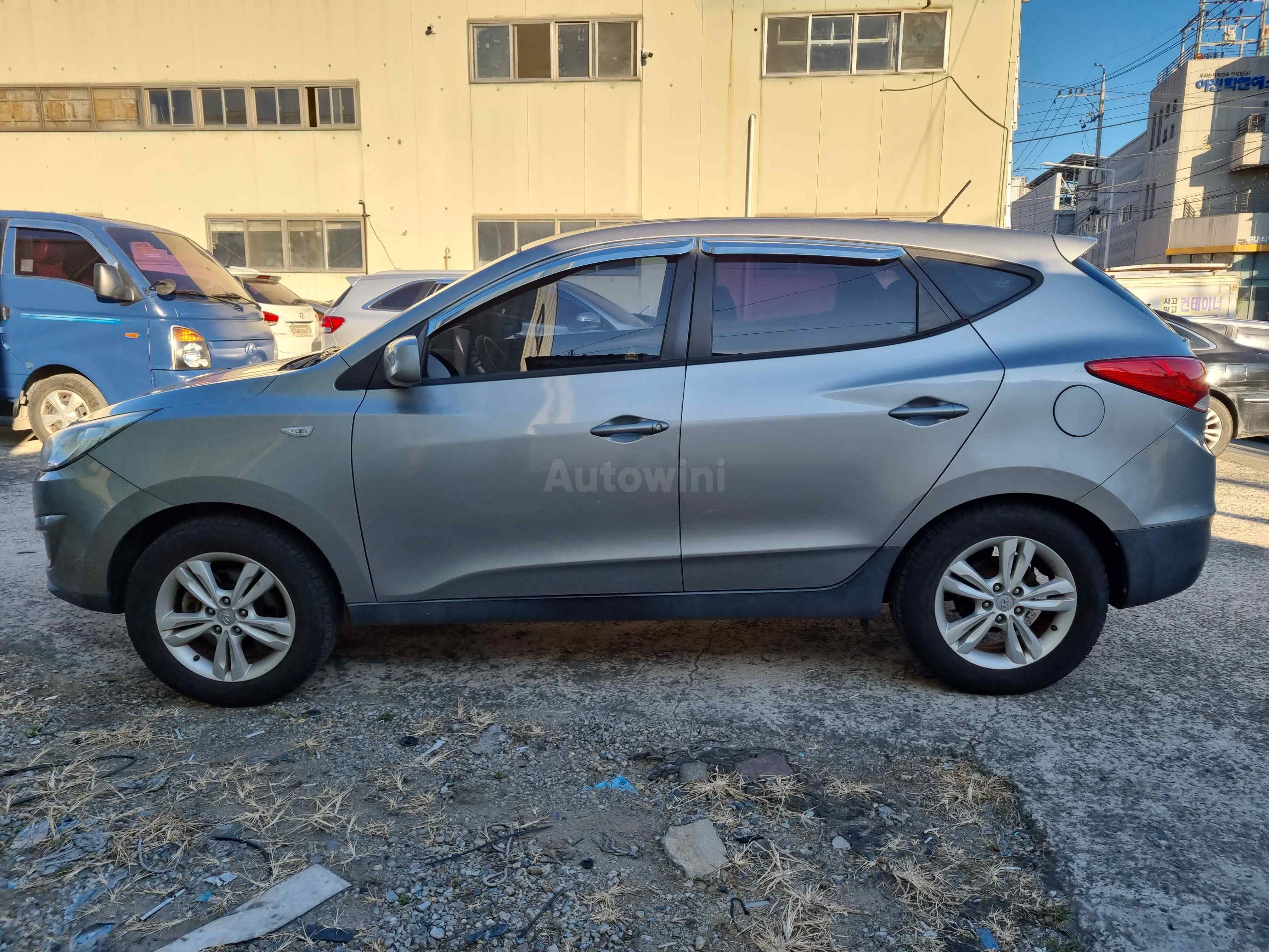 2013 HYUNDAI TUCSON VIN: KMHJT81VBDU634862