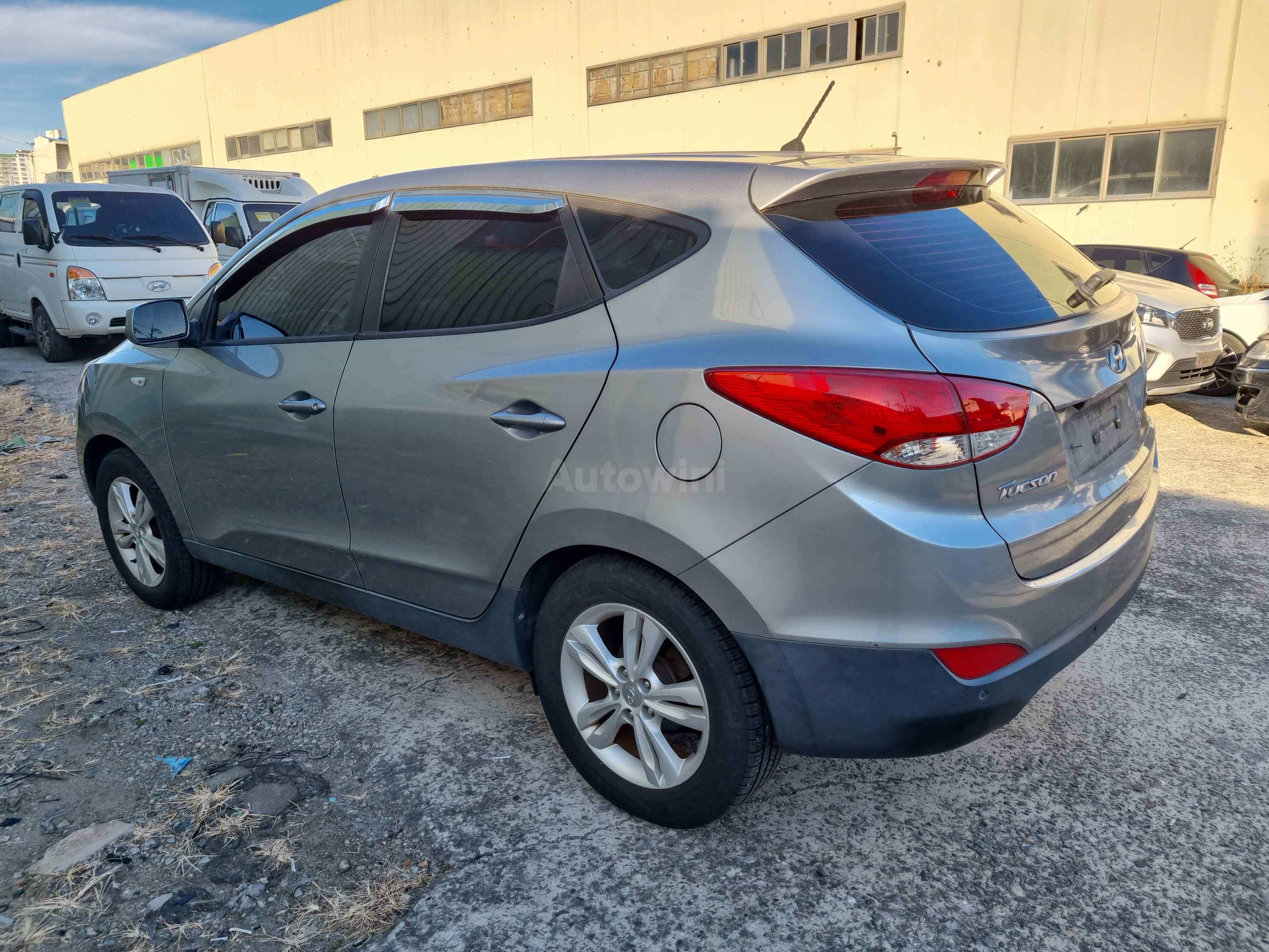 2013 HYUNDAI TUCSON VIN: KMHJT81VBDU634862