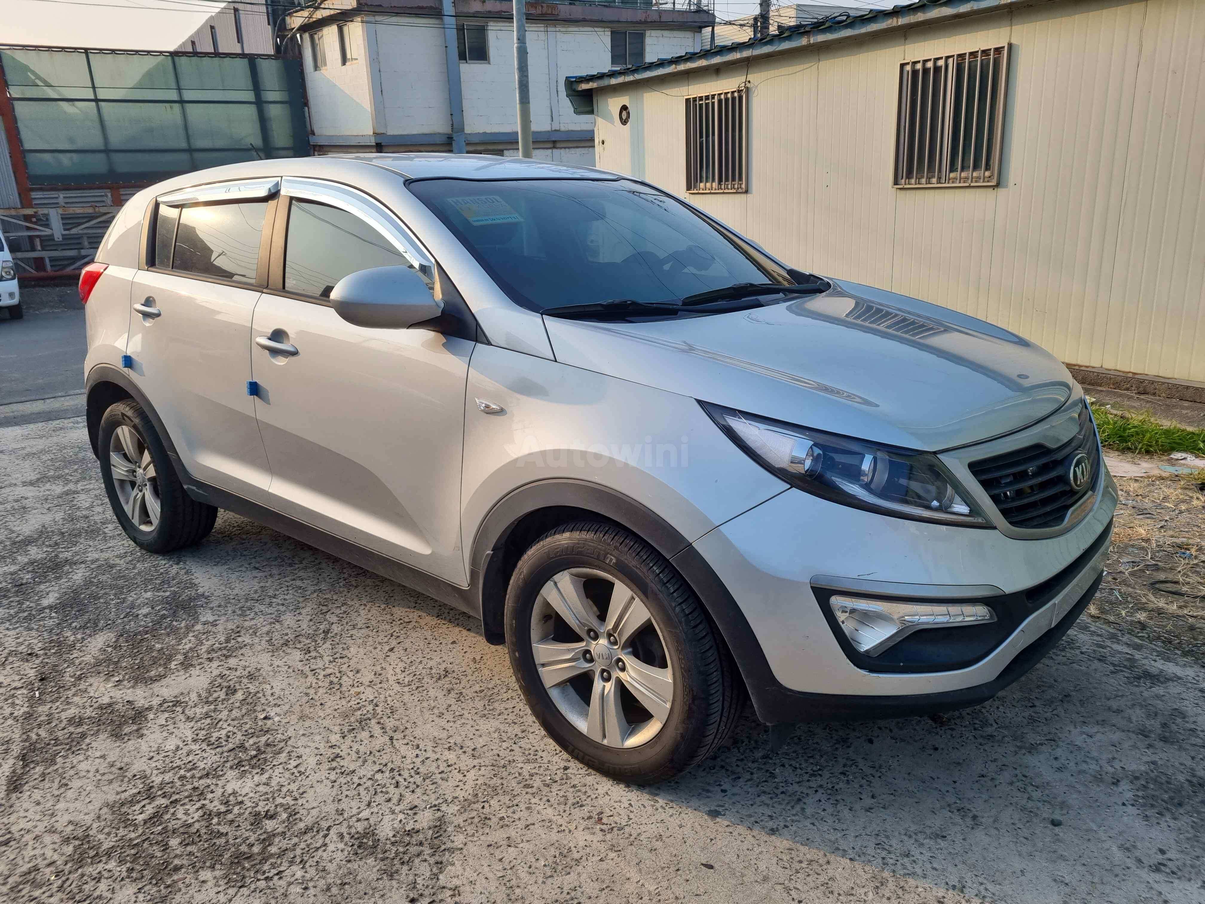 2013 KIA SPORTAGE VIN: KNAPB813DDK430781