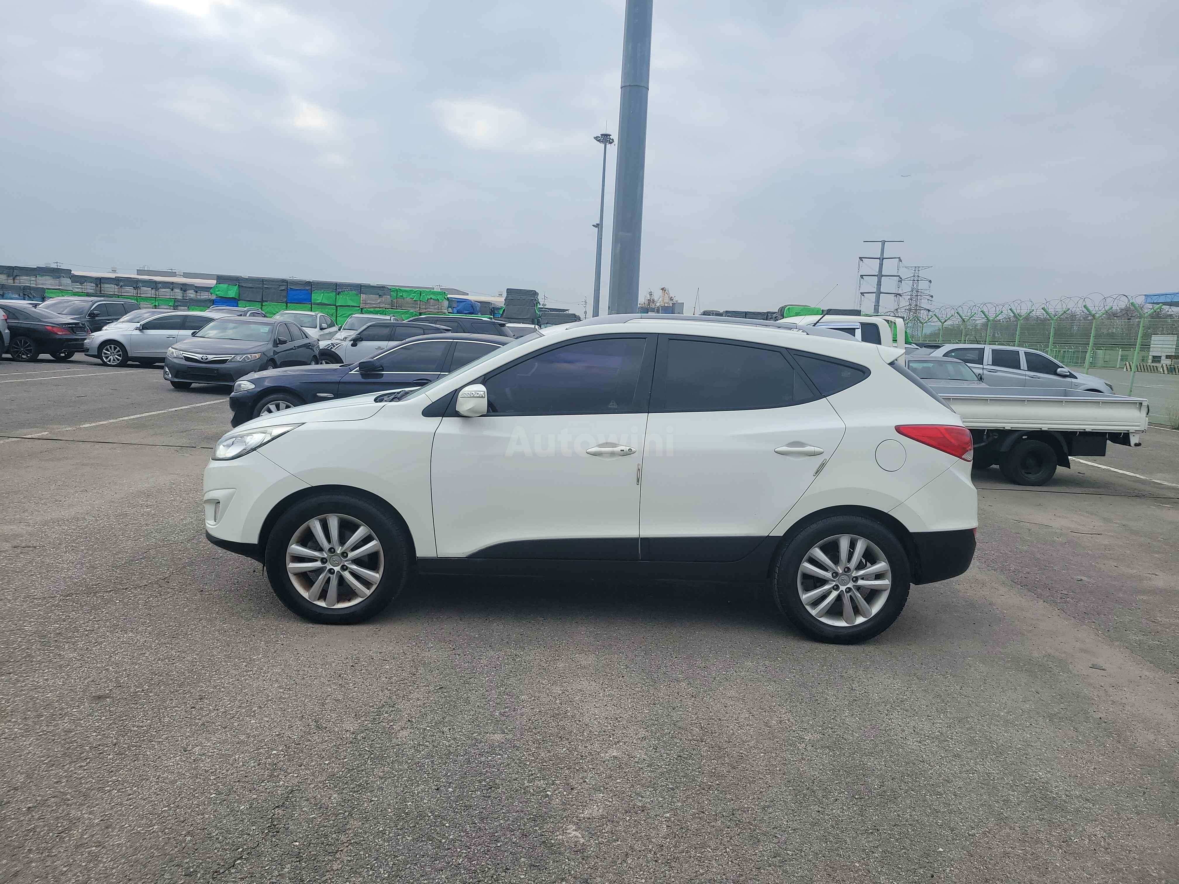 2012 HYUNDAI TUCSON VIN: KMHJU81VBCU349670