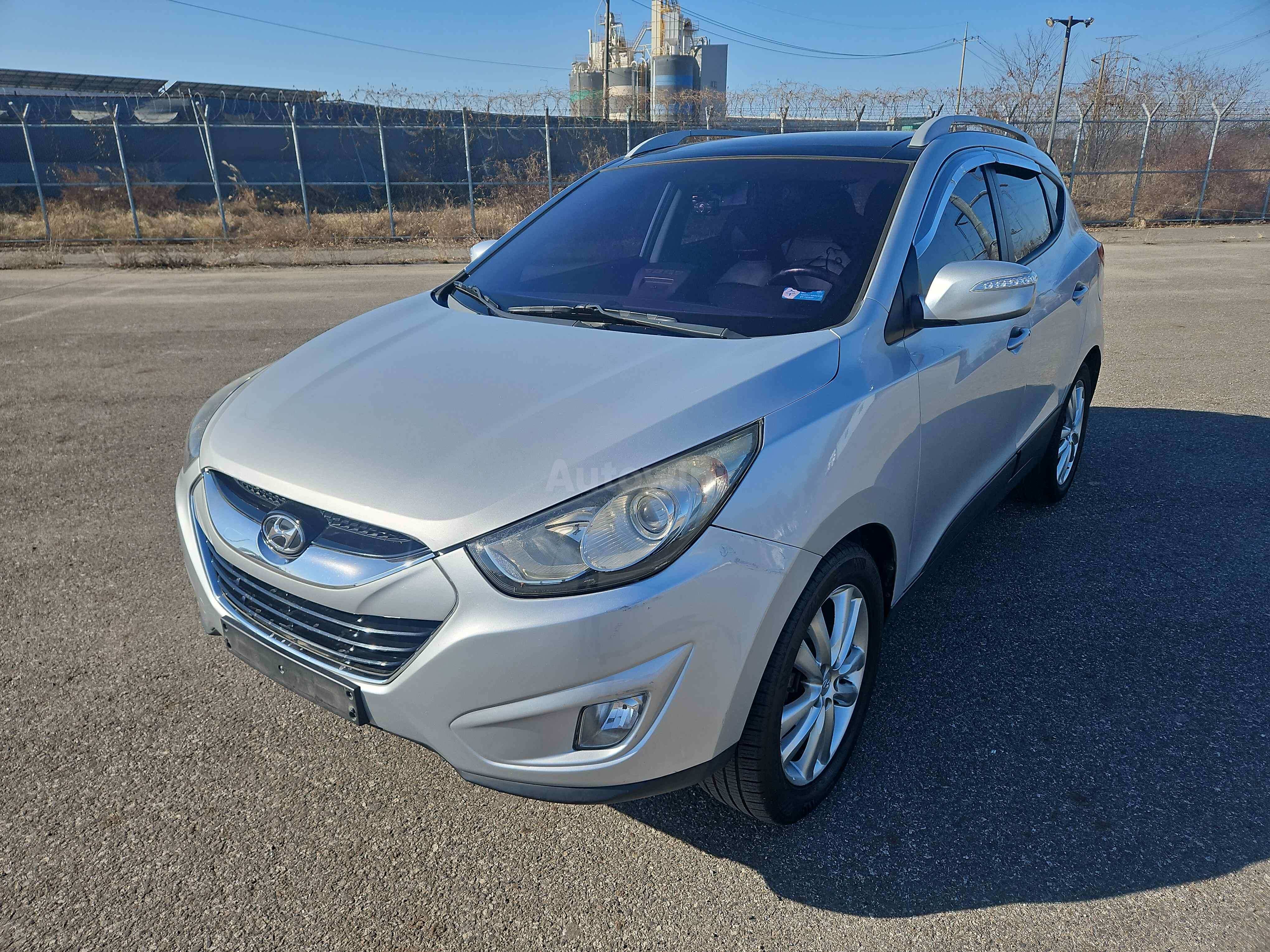 2012 HYUNDAI TUCSON VIN: KMHJU81VBCU317652