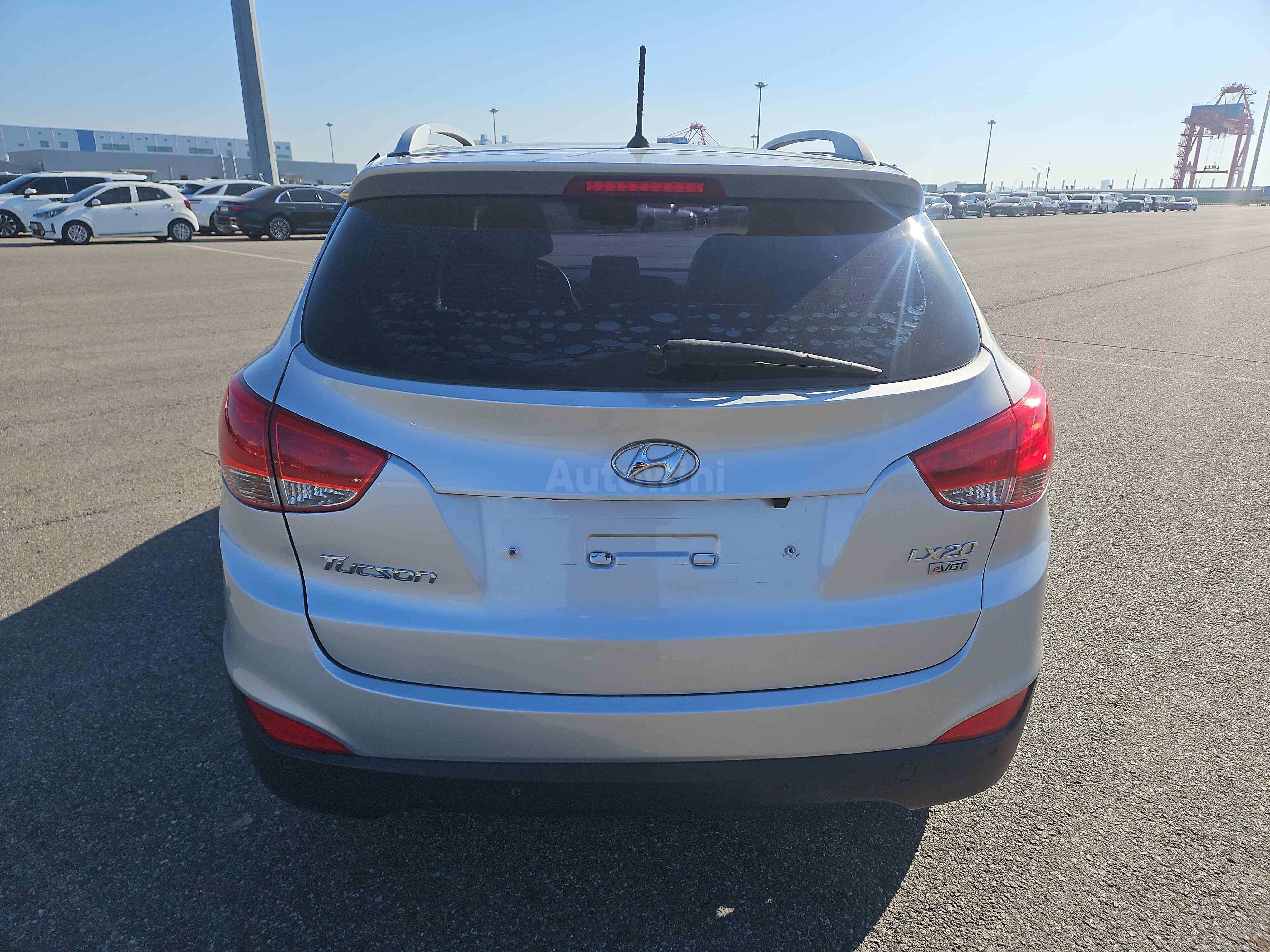 2012 HYUNDAI TUCSON VIN: KMHJU81VBCU317652