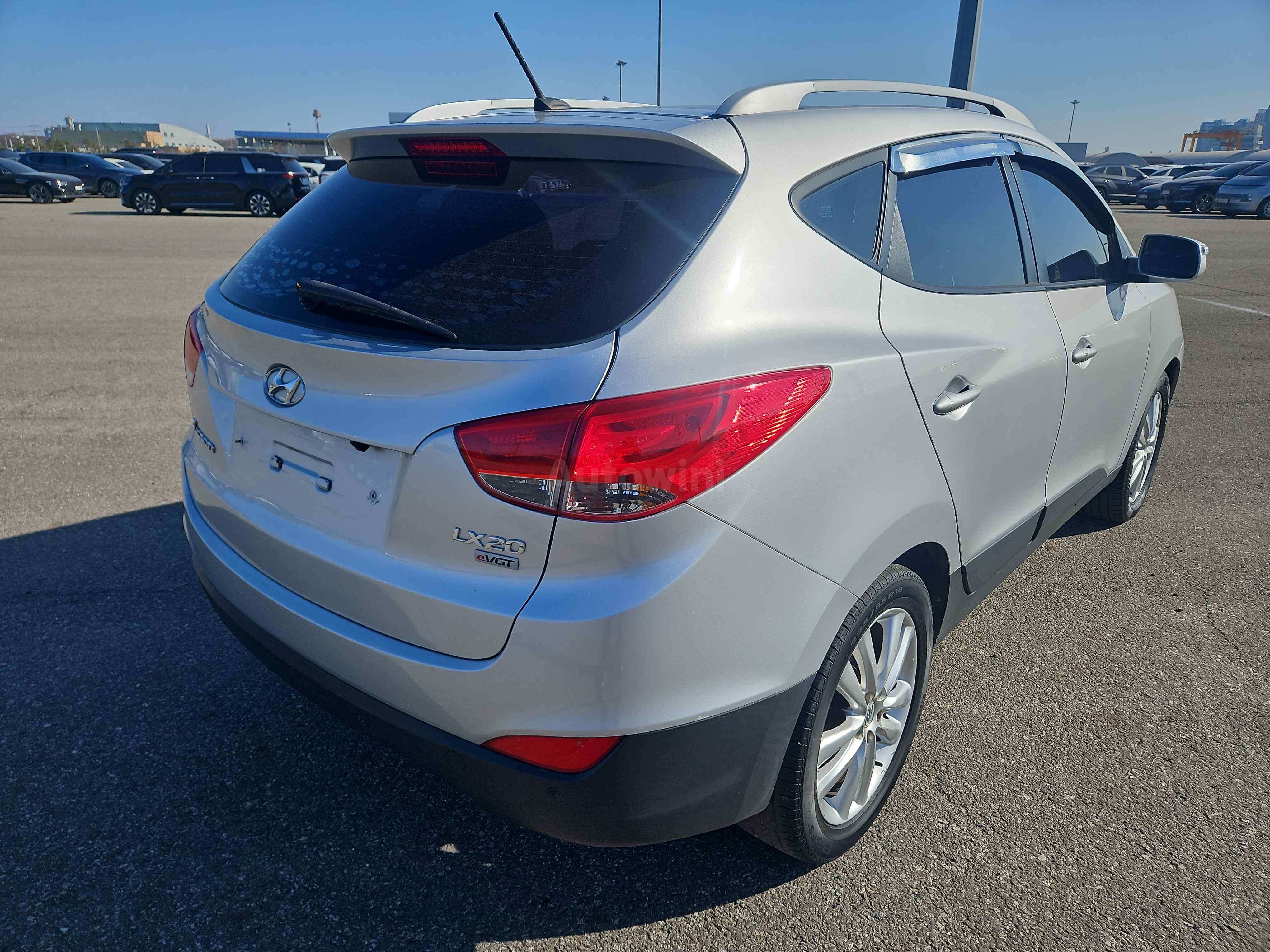 2012 HYUNDAI TUCSON VIN: KMHJU81VBCU317652