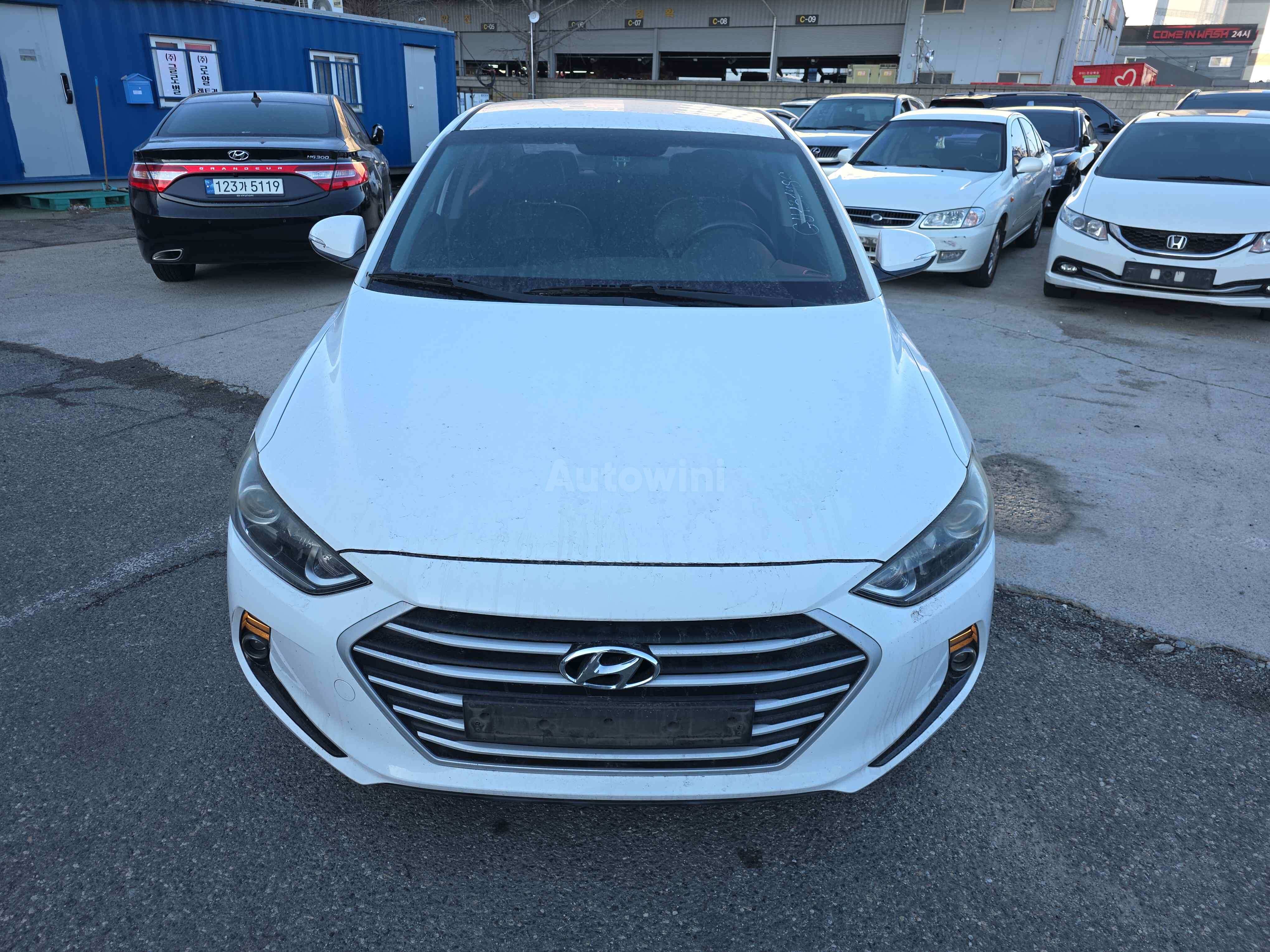 2016 HYUNDAI AVANTE VIN: KMHD641UGGU131486
