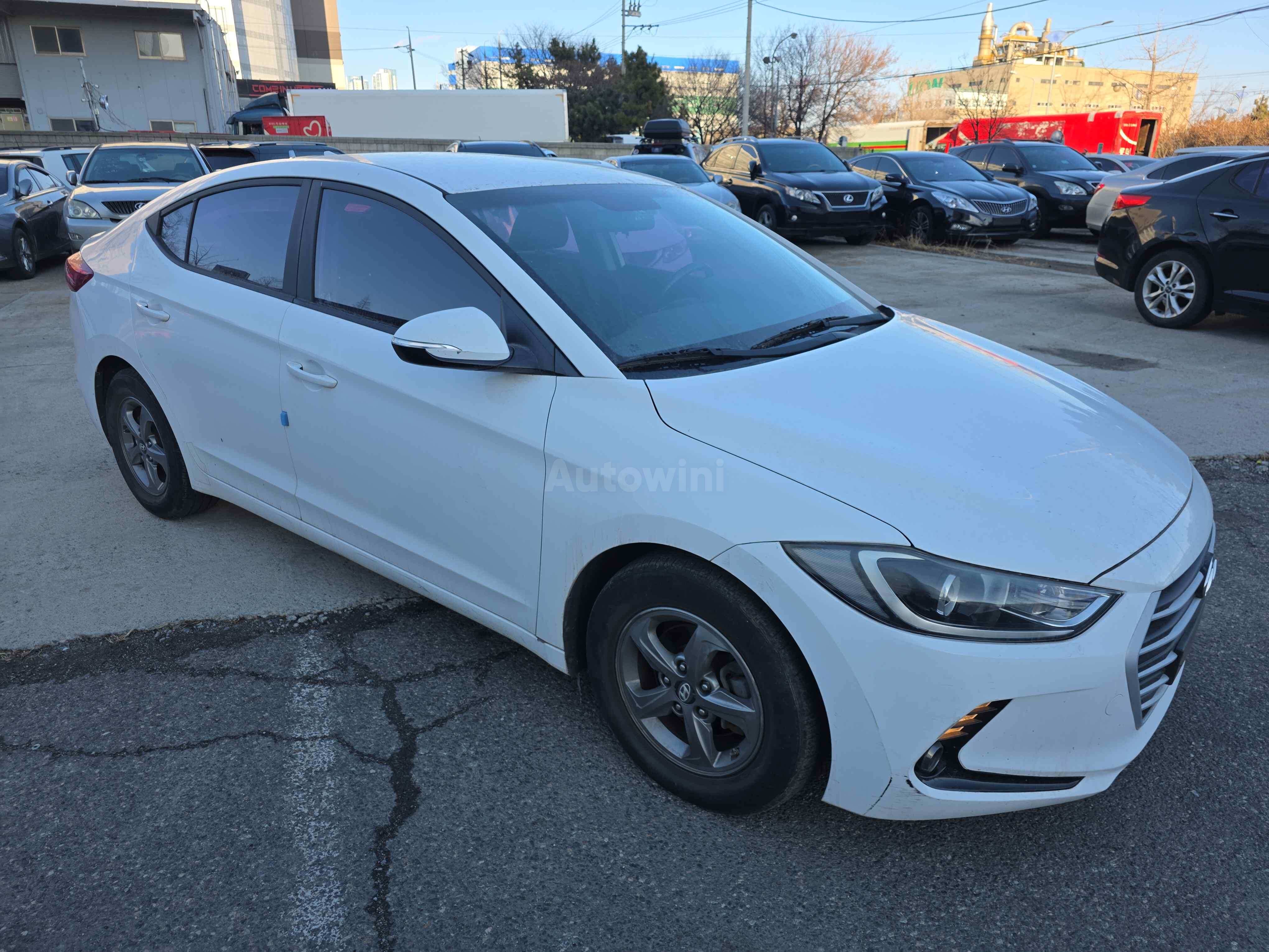 2016 HYUNDAI AVANTE VIN: KMHD641UGGU131486