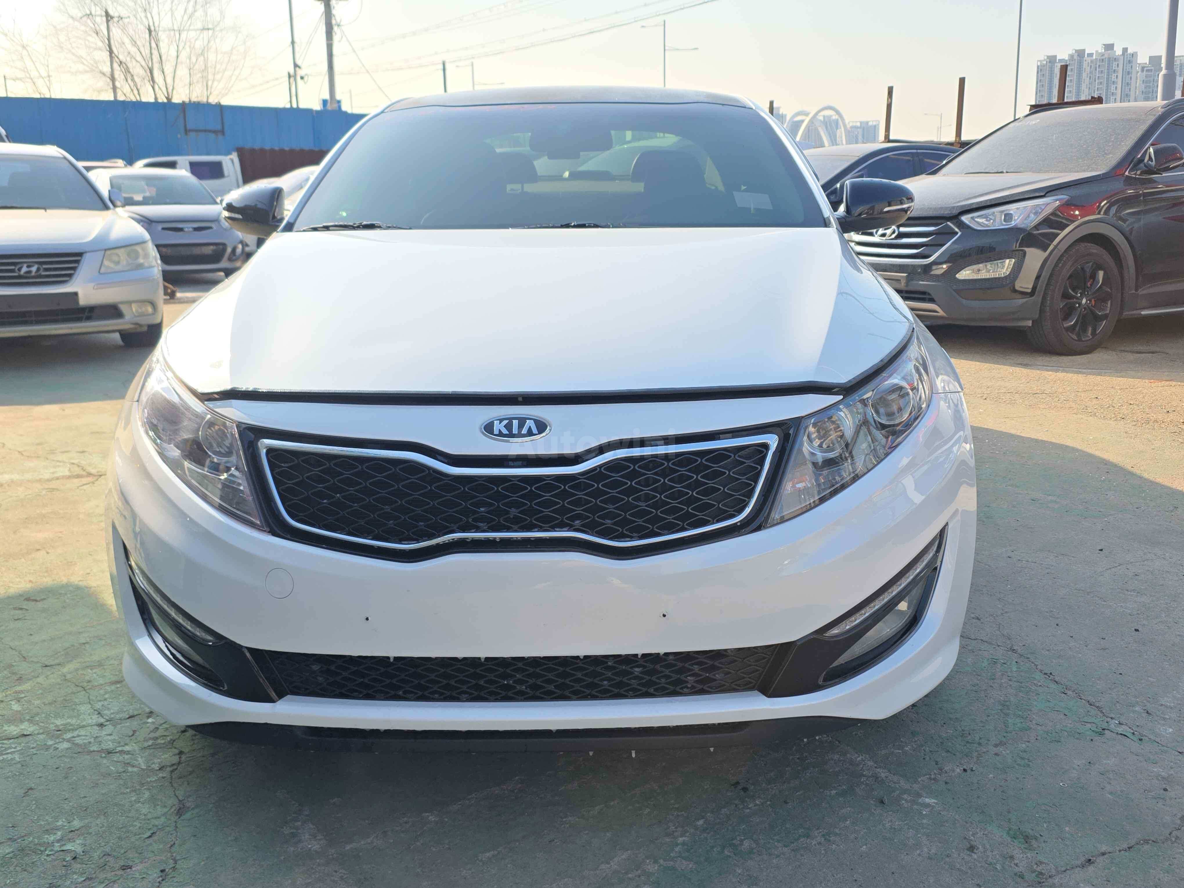 2012 KIA K5 VIN: KNAGN416BCA233280