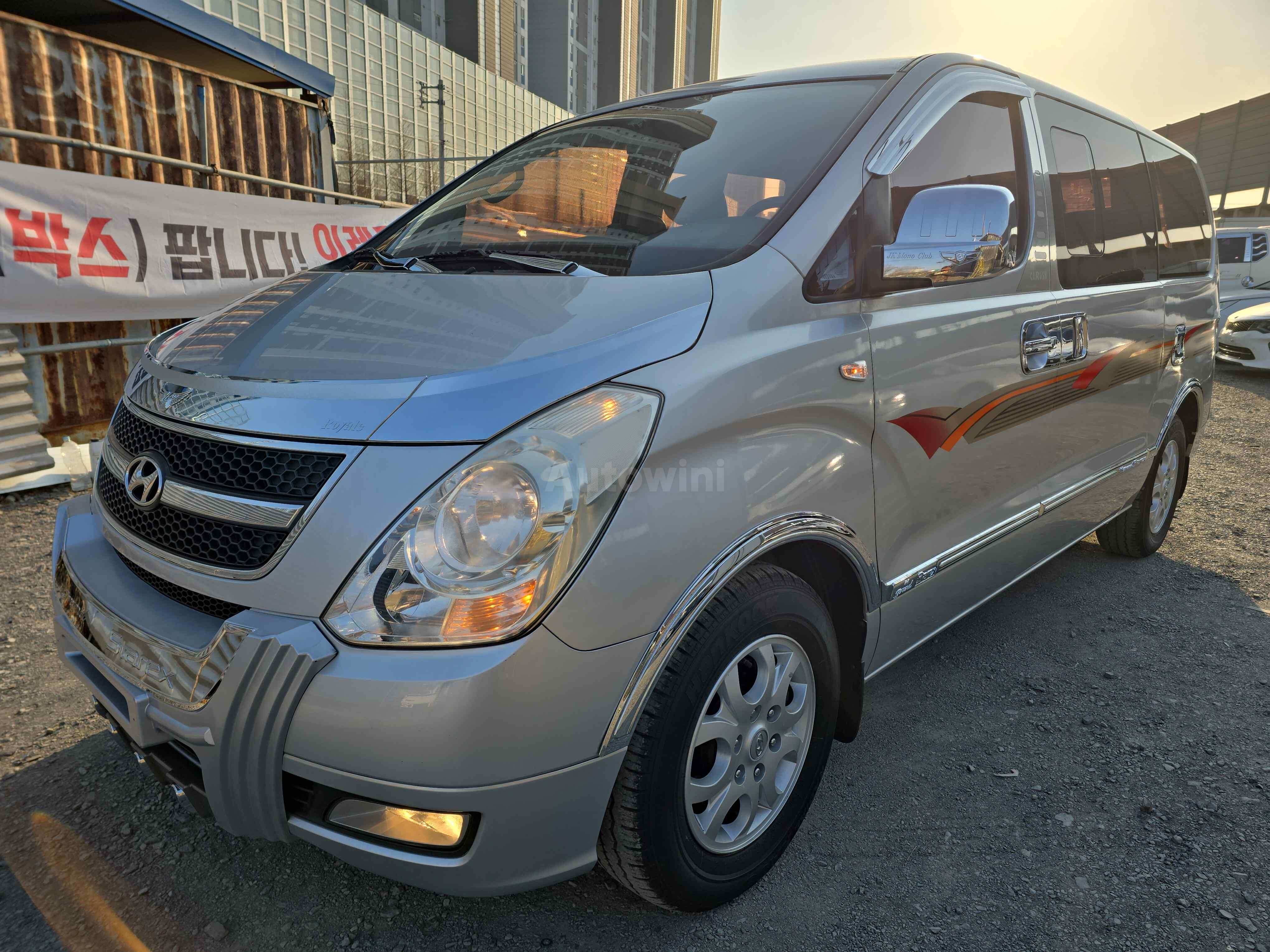 2010 HYUNDAI STAREX VIN: KMJWA37JBAU169565