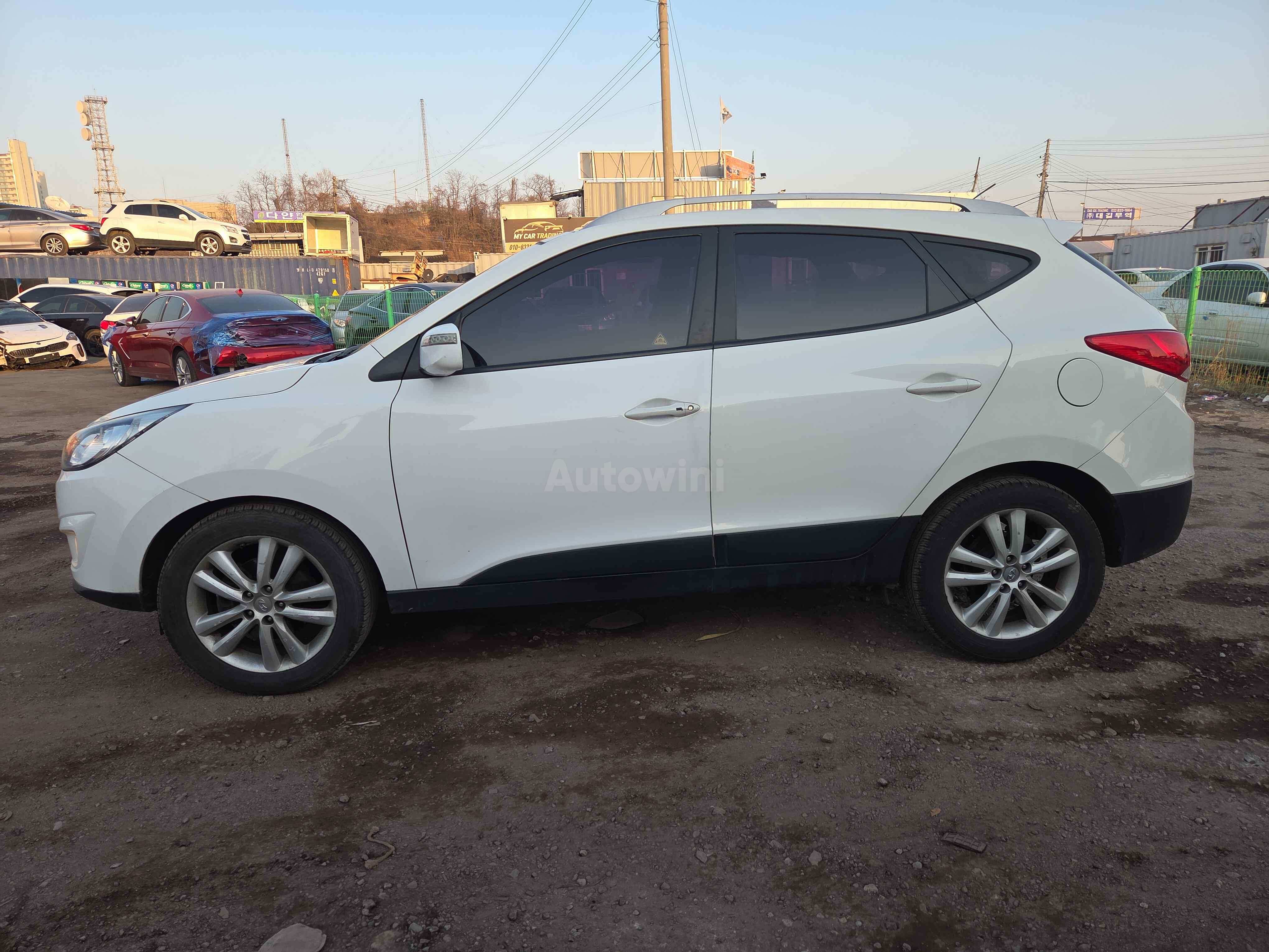 2013 HYUNDAI TUCSON VIN: KMHJU81VBDU733538