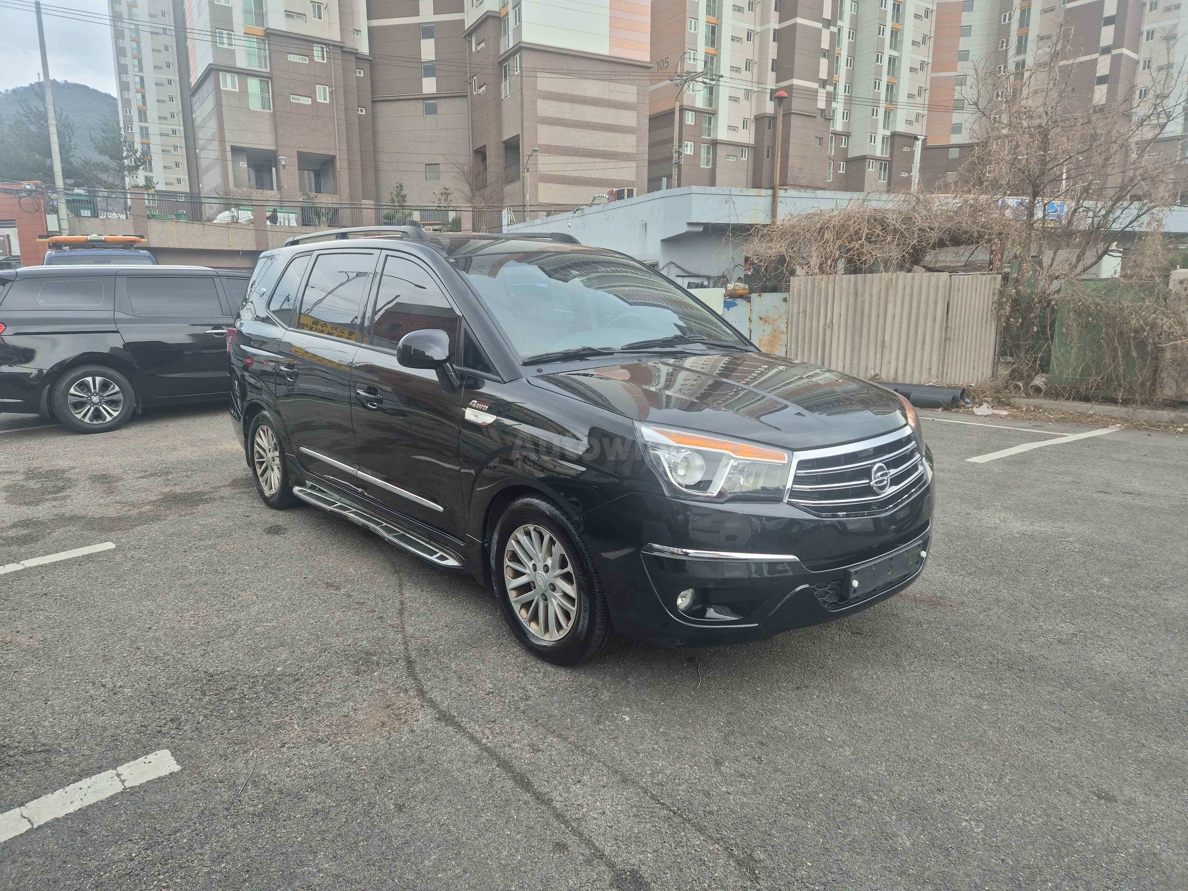 2014 KGM (SSANGYONG) KORANDO VIN: KPDKFDNN1EP082382