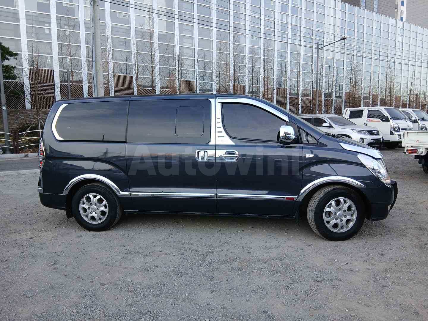 2016 HYUNDAI STAREX VIN: KMFWBX7KBGU758607