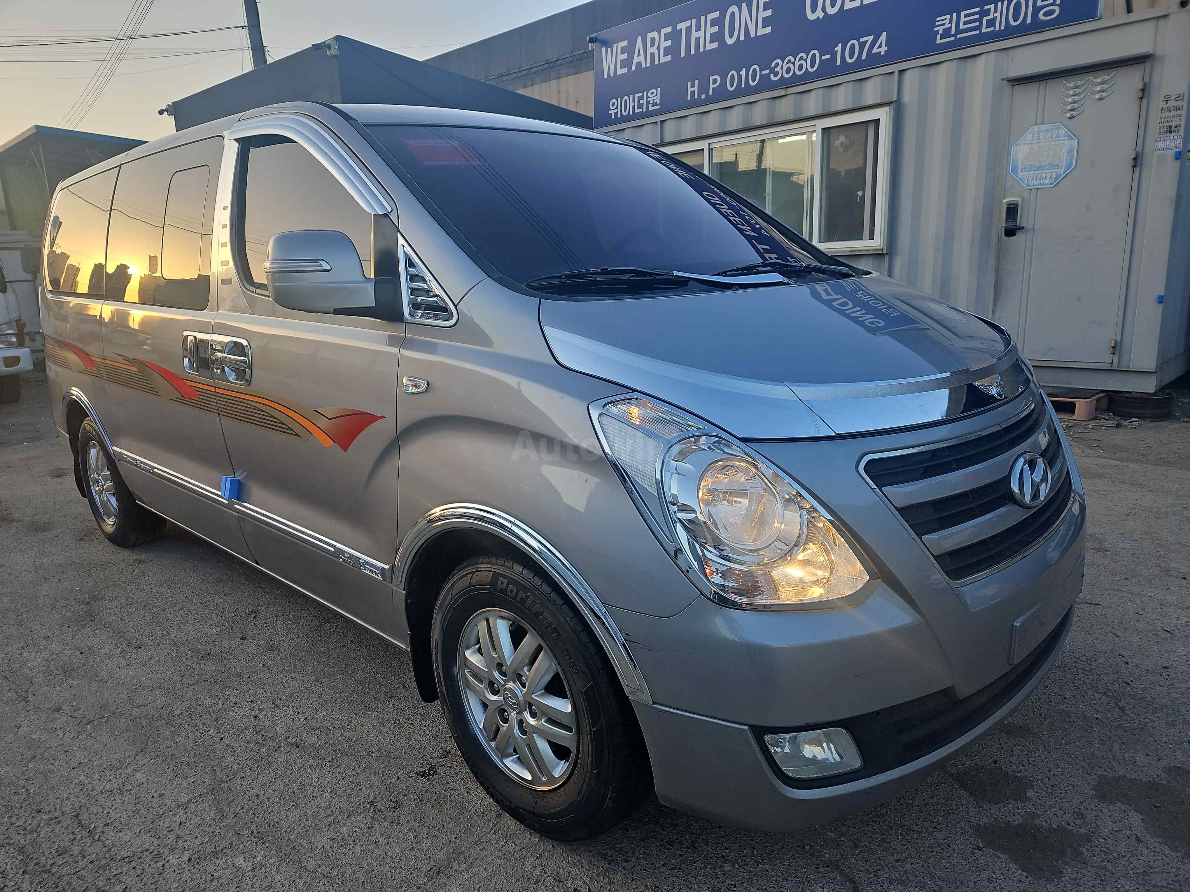 2016 HYUNDAI STAREX VIN: KMFWBX7KBGU815590