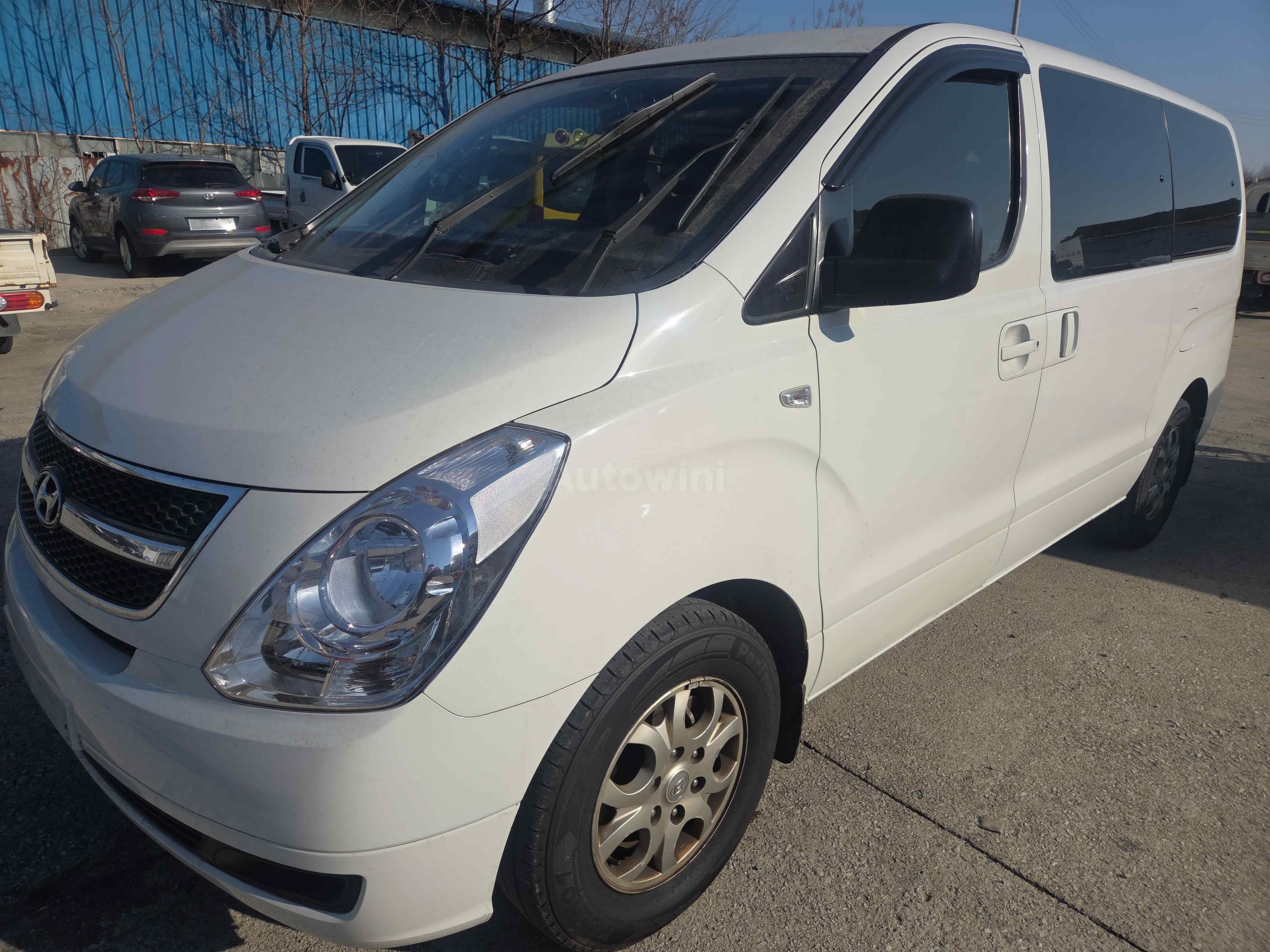 2014 HYUNDAI STAREX VIN: KMJWA37KAEU561265