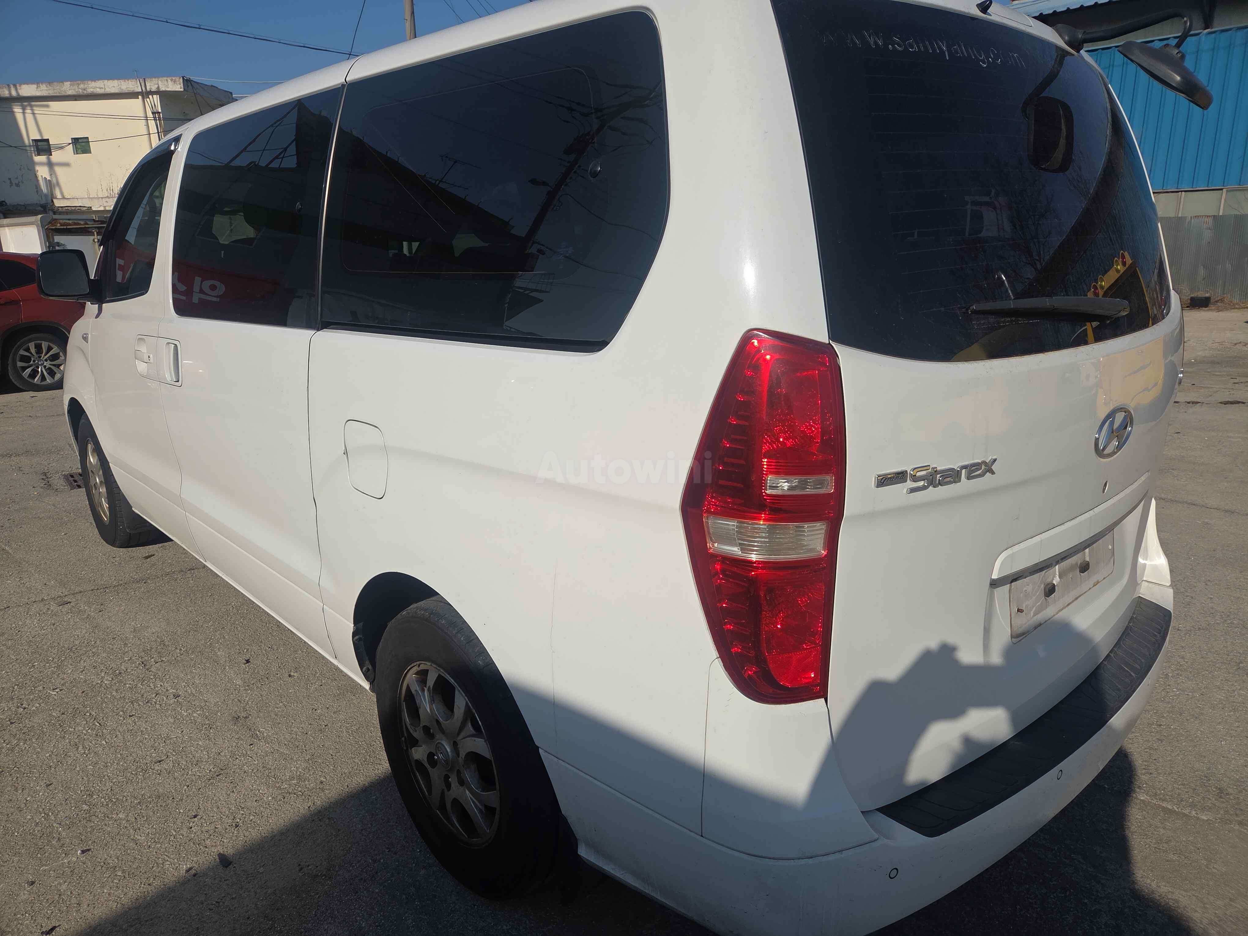 2014 HYUNDAI STAREX VIN: KMJWA37KAEU561265