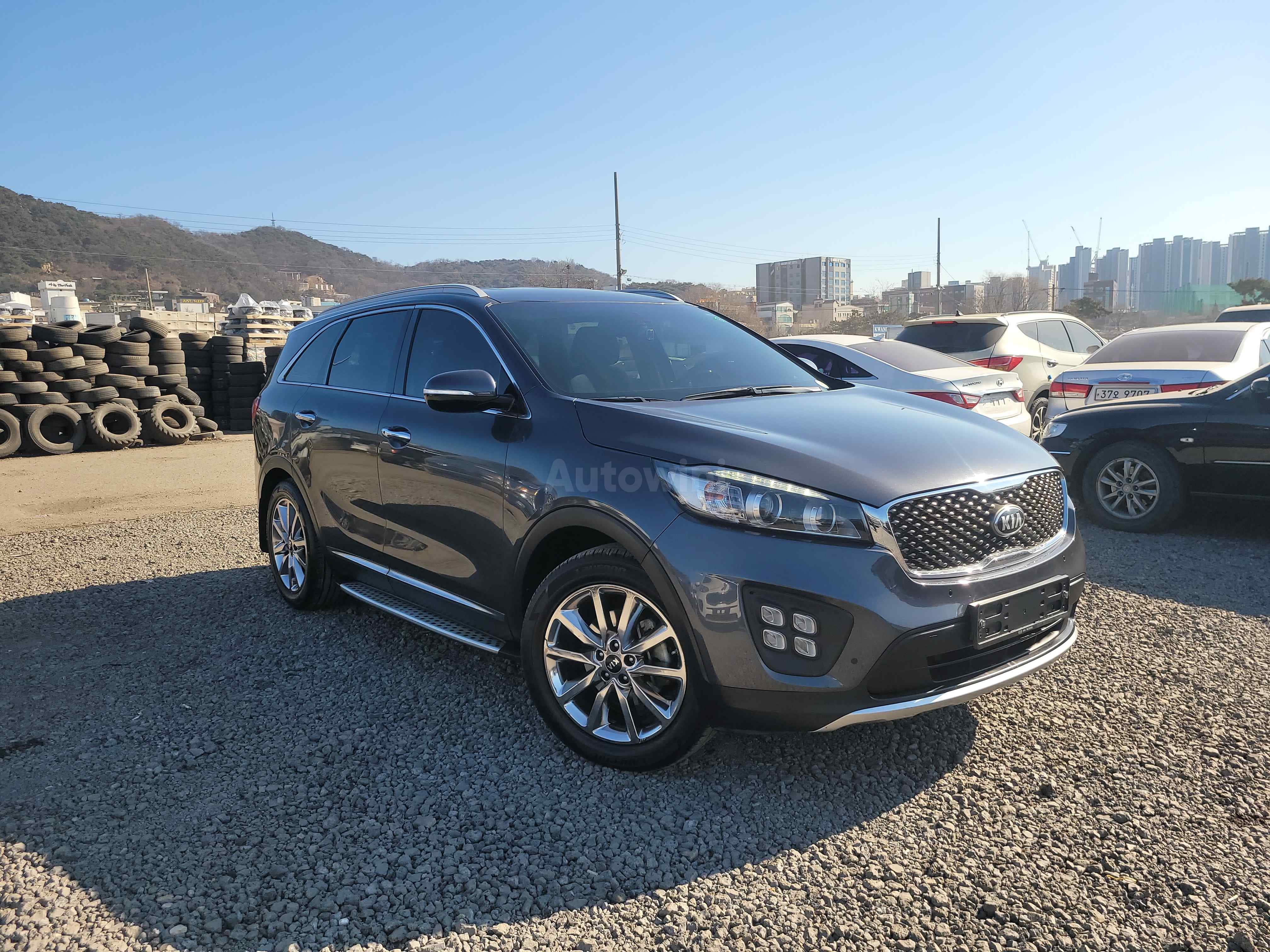 2016 KIA SORENTO VIN: KNAPH81BBGA243380