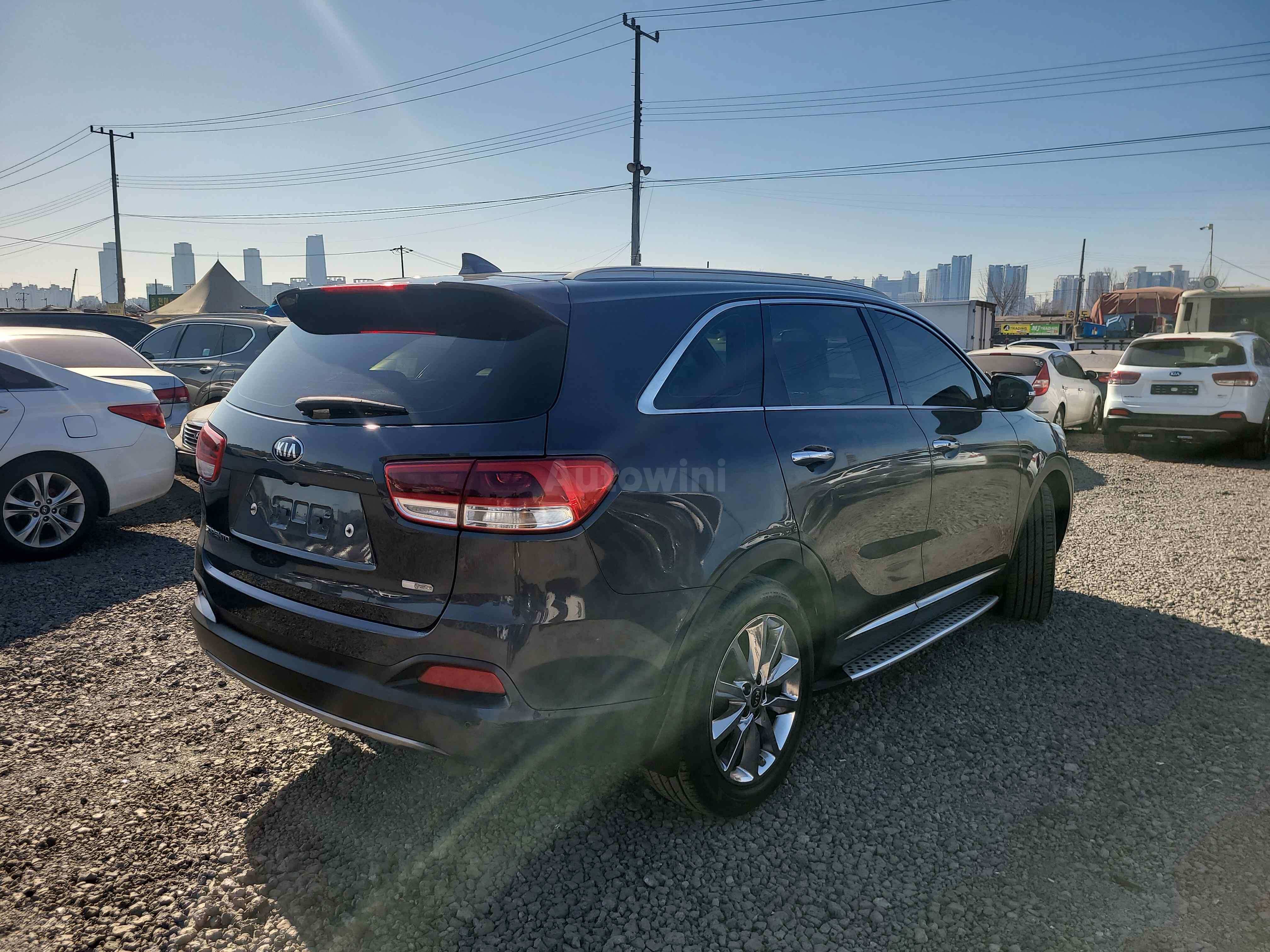 2016 KIA SORENTO VIN: KNAPH81BBGA243380