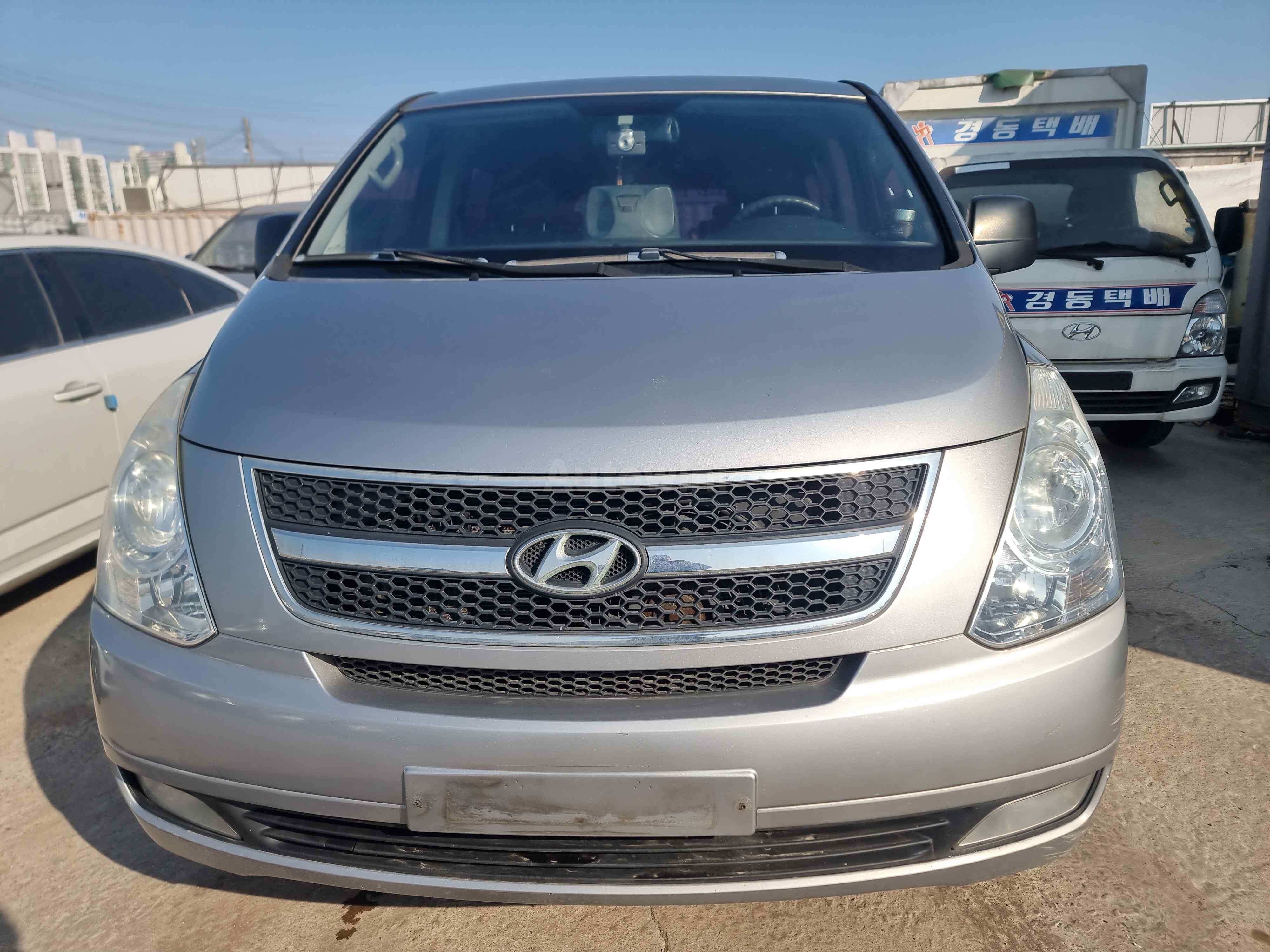 2011 HYUNDAI STAREX VIN: KMJWA37JBBU249610