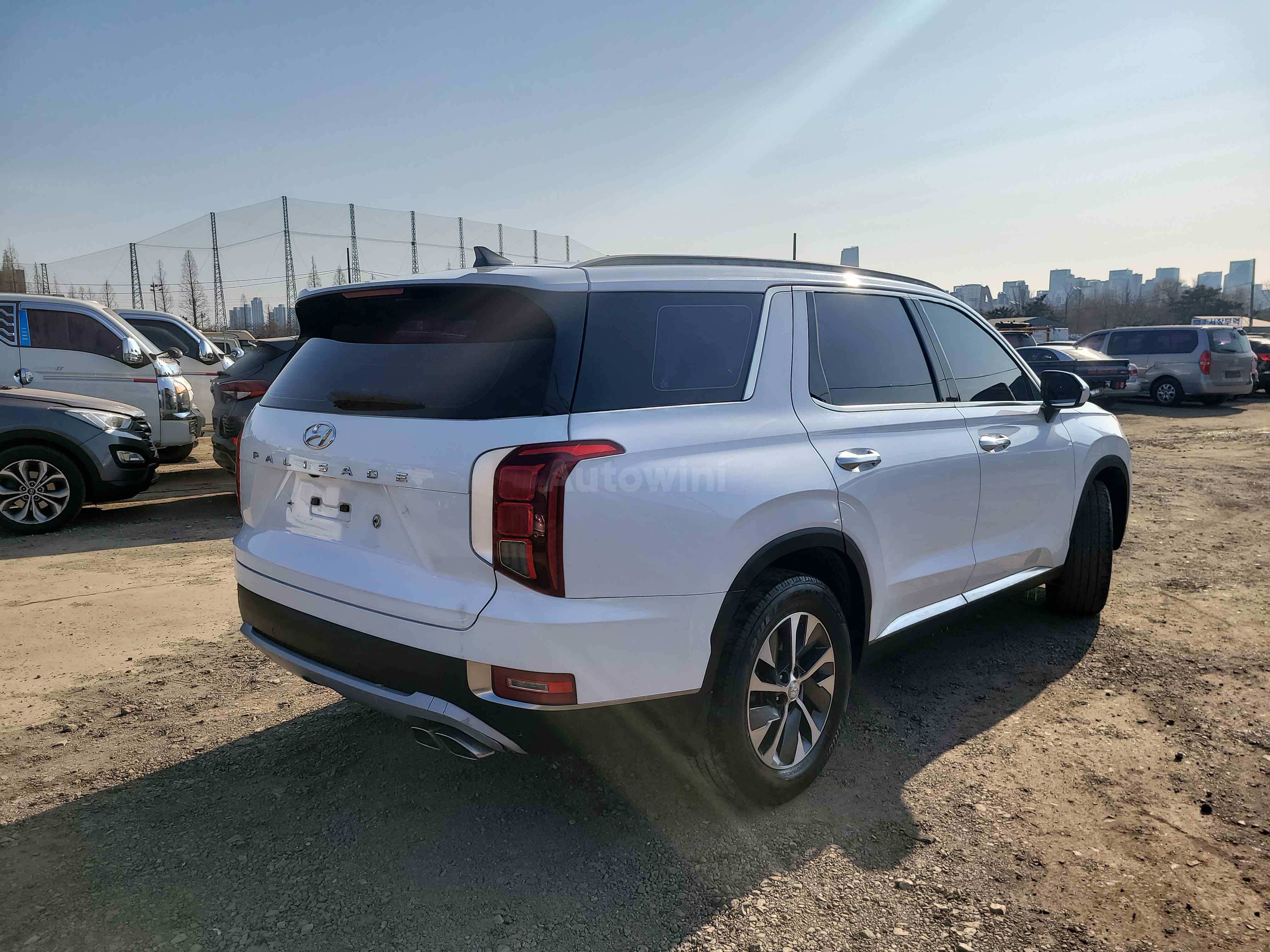 2019 HYUNDAI PALISADE VIN: KMHR281ABKU040931