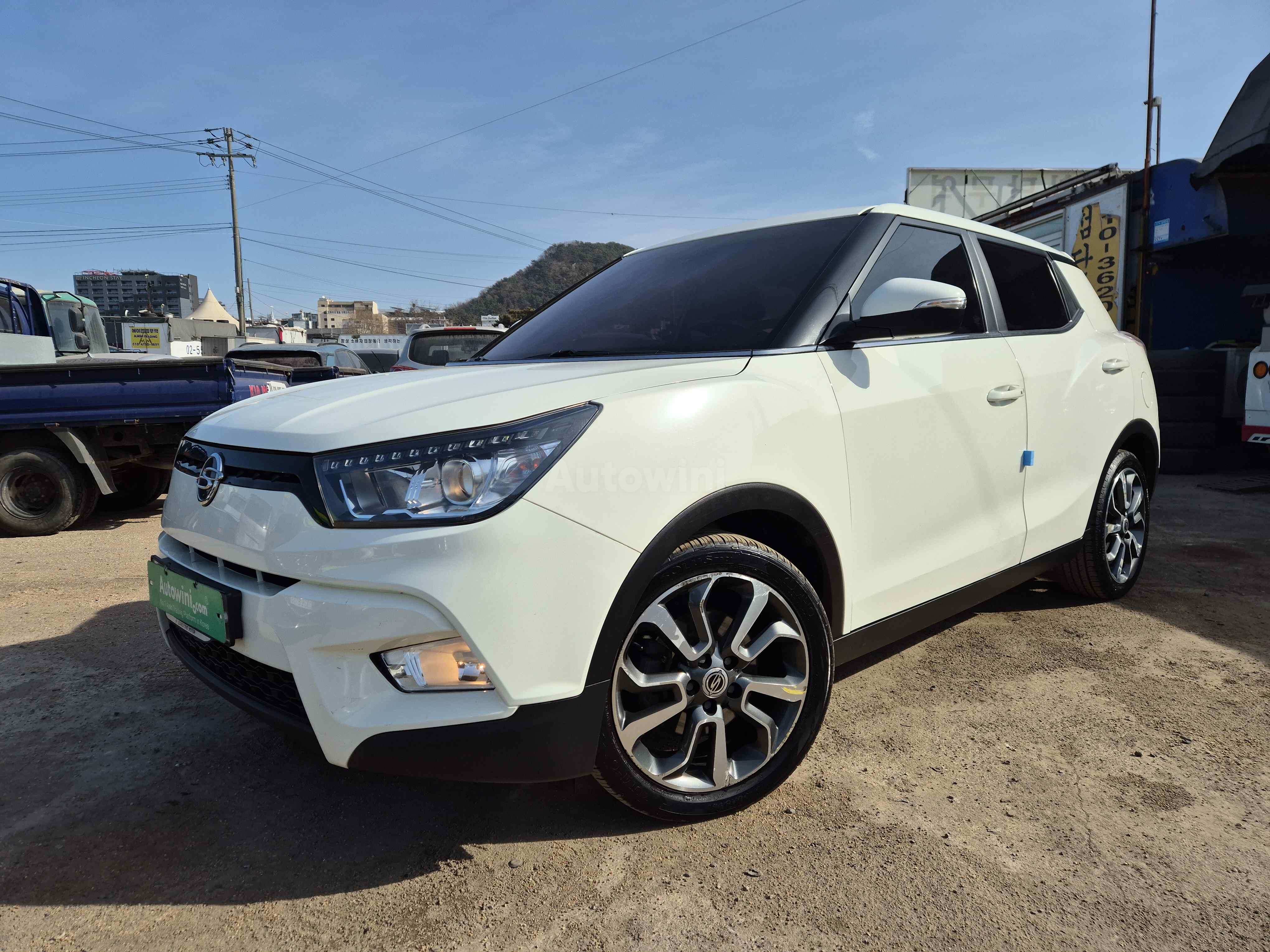 2016 KGM (SSANGYONG) TIVOLI VIN: KPBXH3AR1GP054233