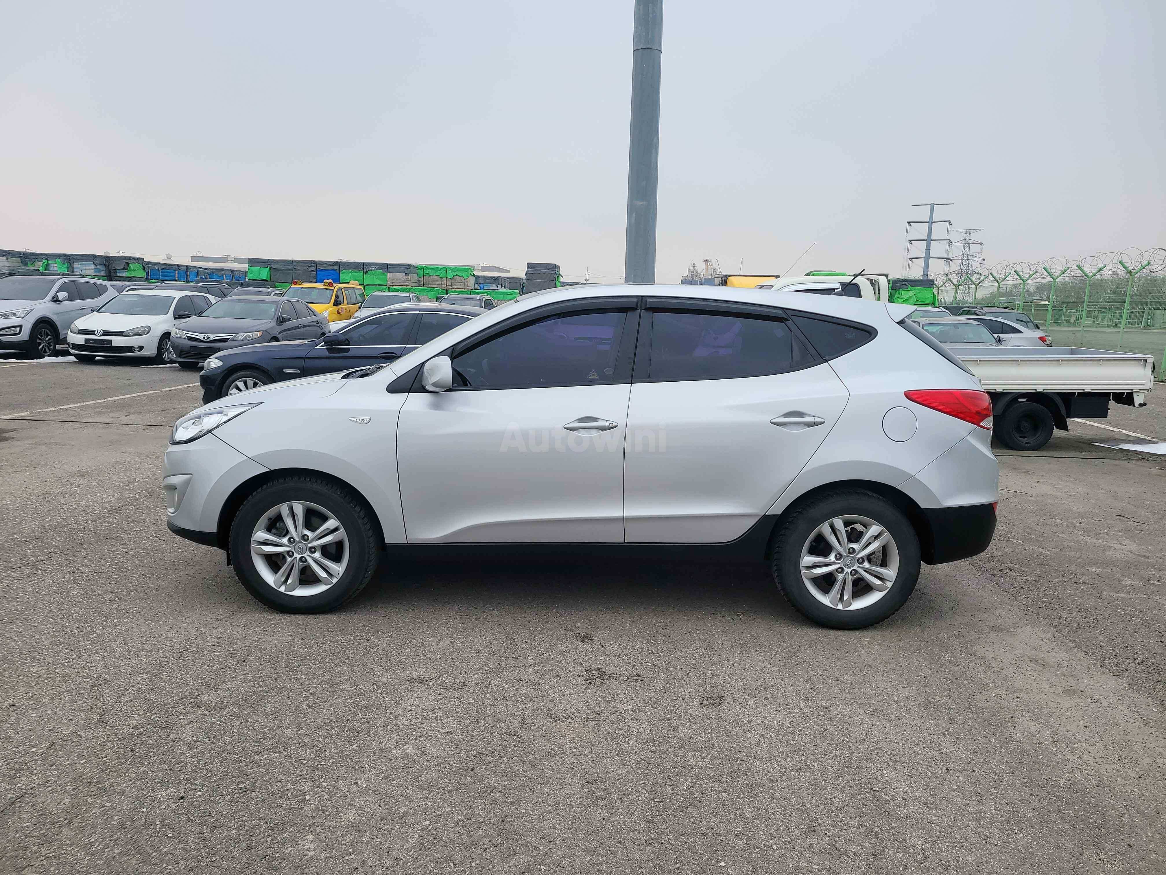 2012 HYUNDAI TUCSON VIN: KMHJT81VBCU355504