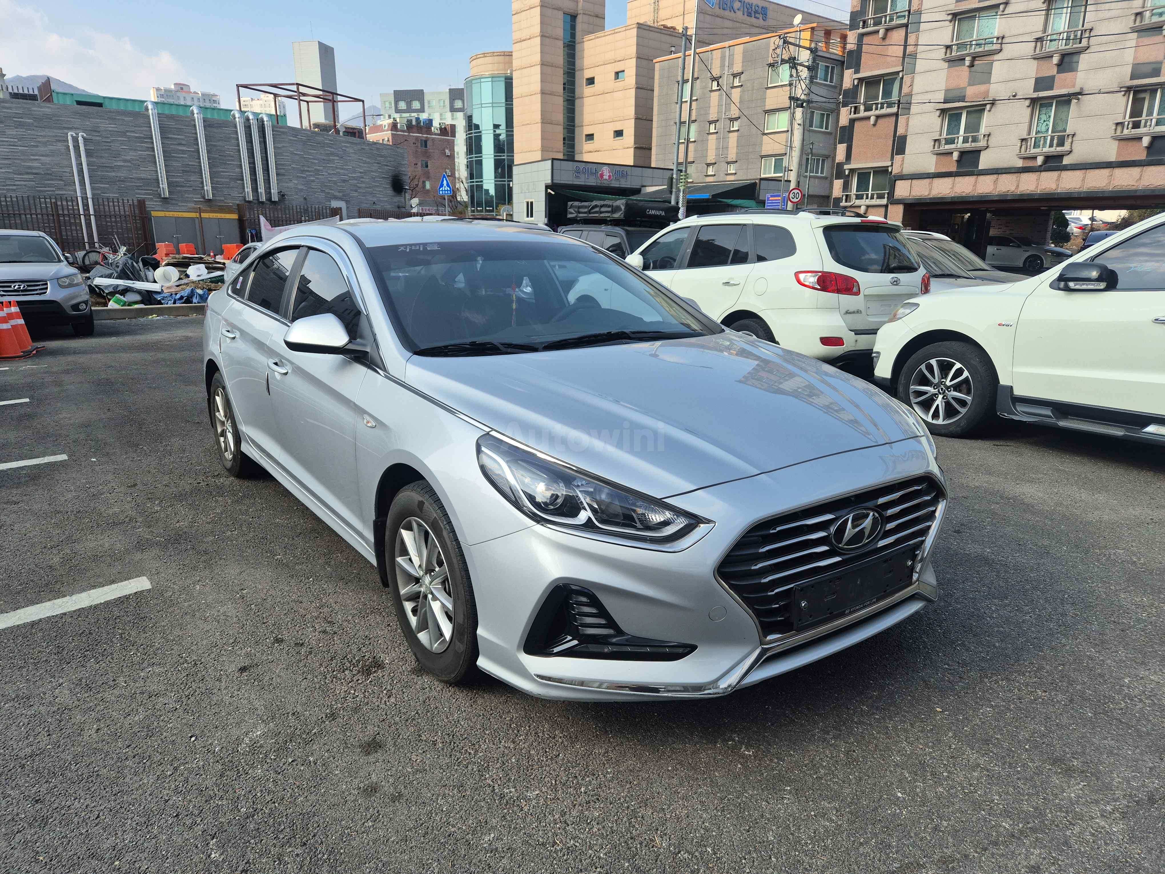 2019 HYUNDAI SONATA VIN: KMHE341DBKA507730