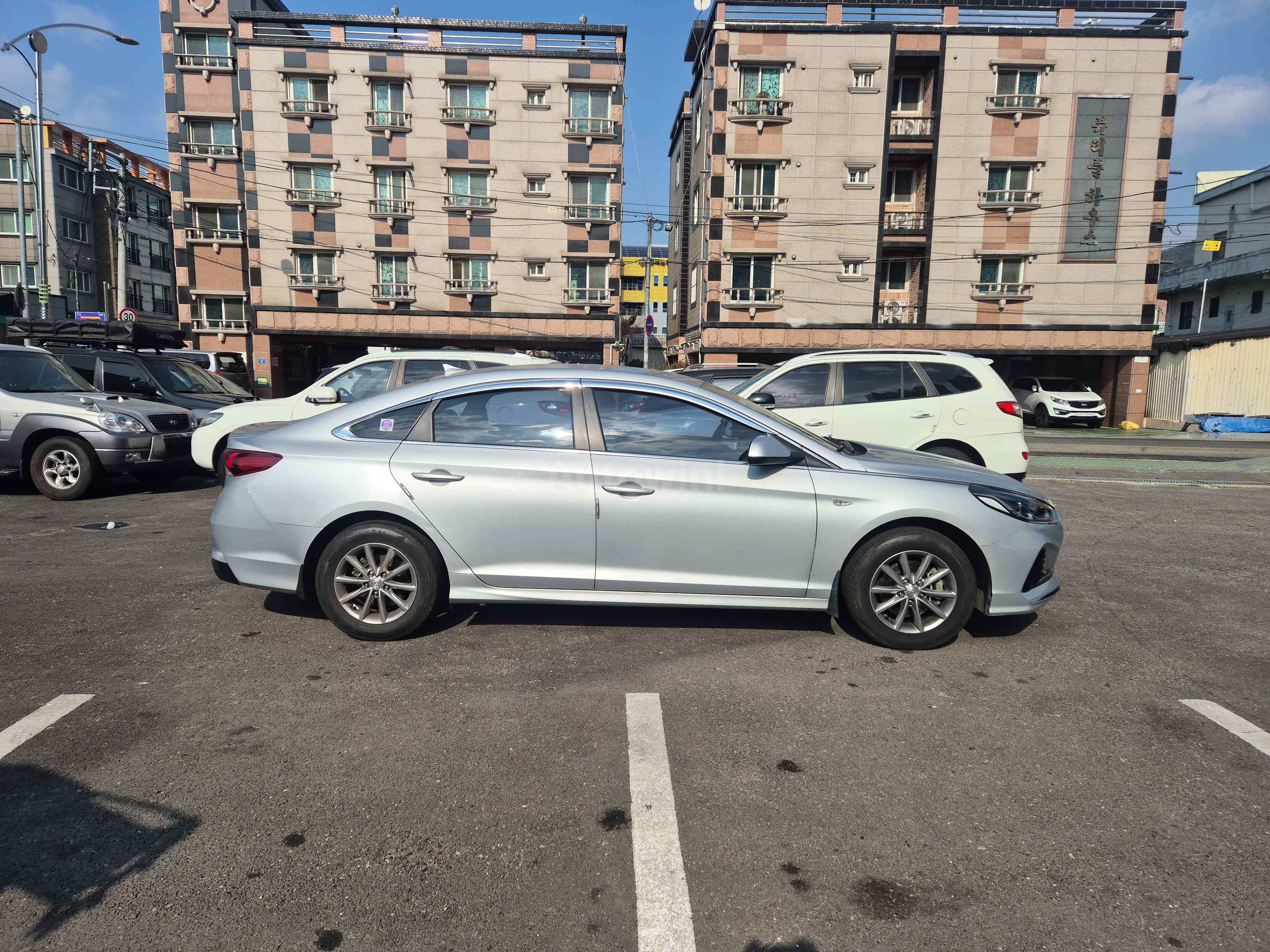 2019 HYUNDAI SONATA VIN: KMHE341DBKA507730