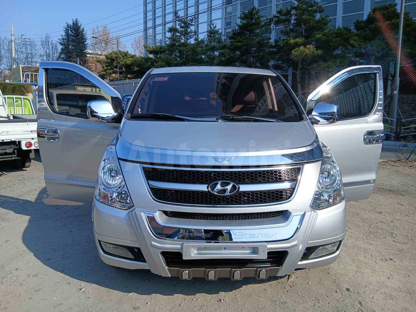 2009 HYUNDAI STAREX VIN: KMJWAH7JP9U128999