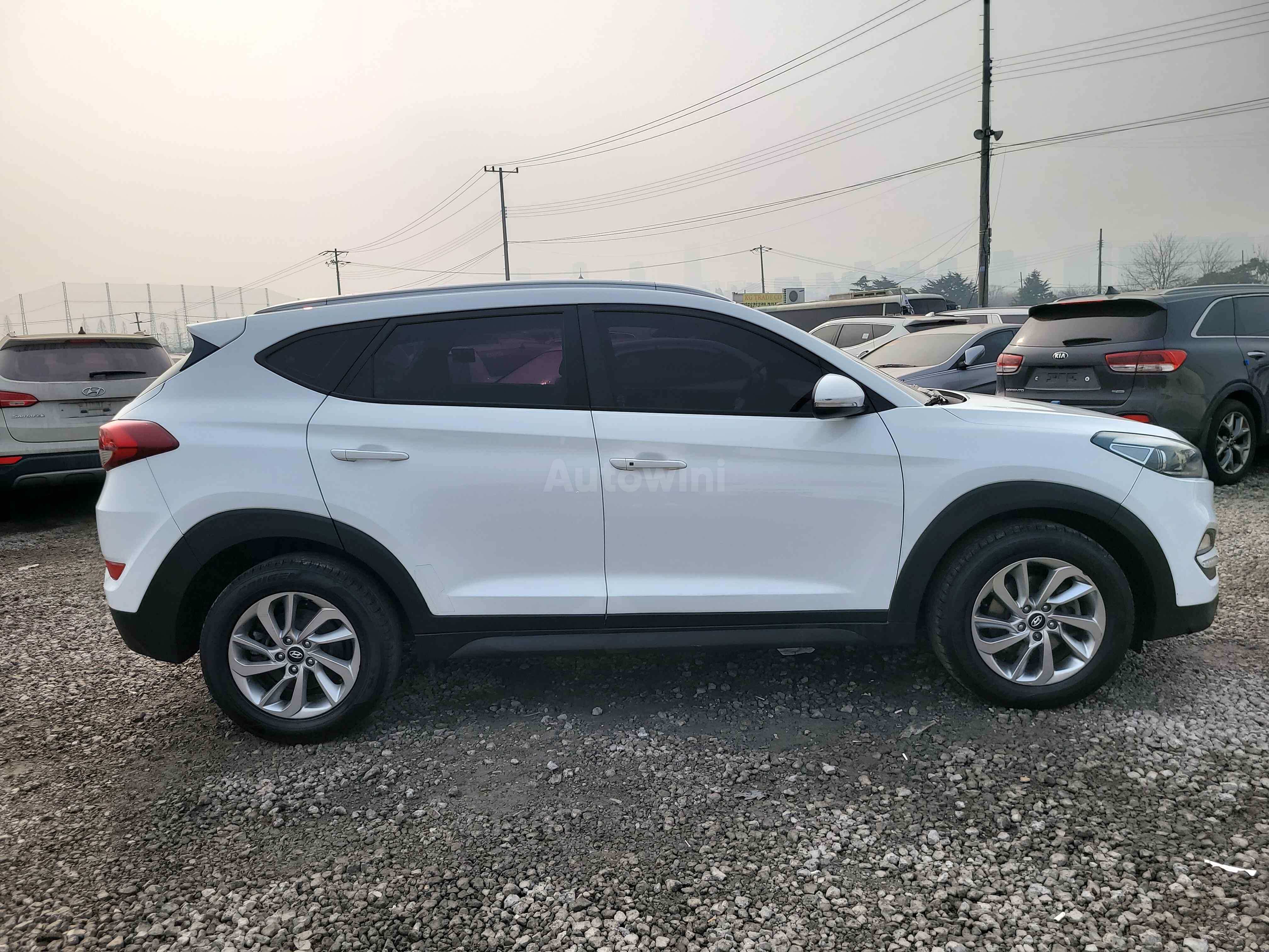 2016 HYUNDAI TUCSON VIN: KMHJ381ADGU062617