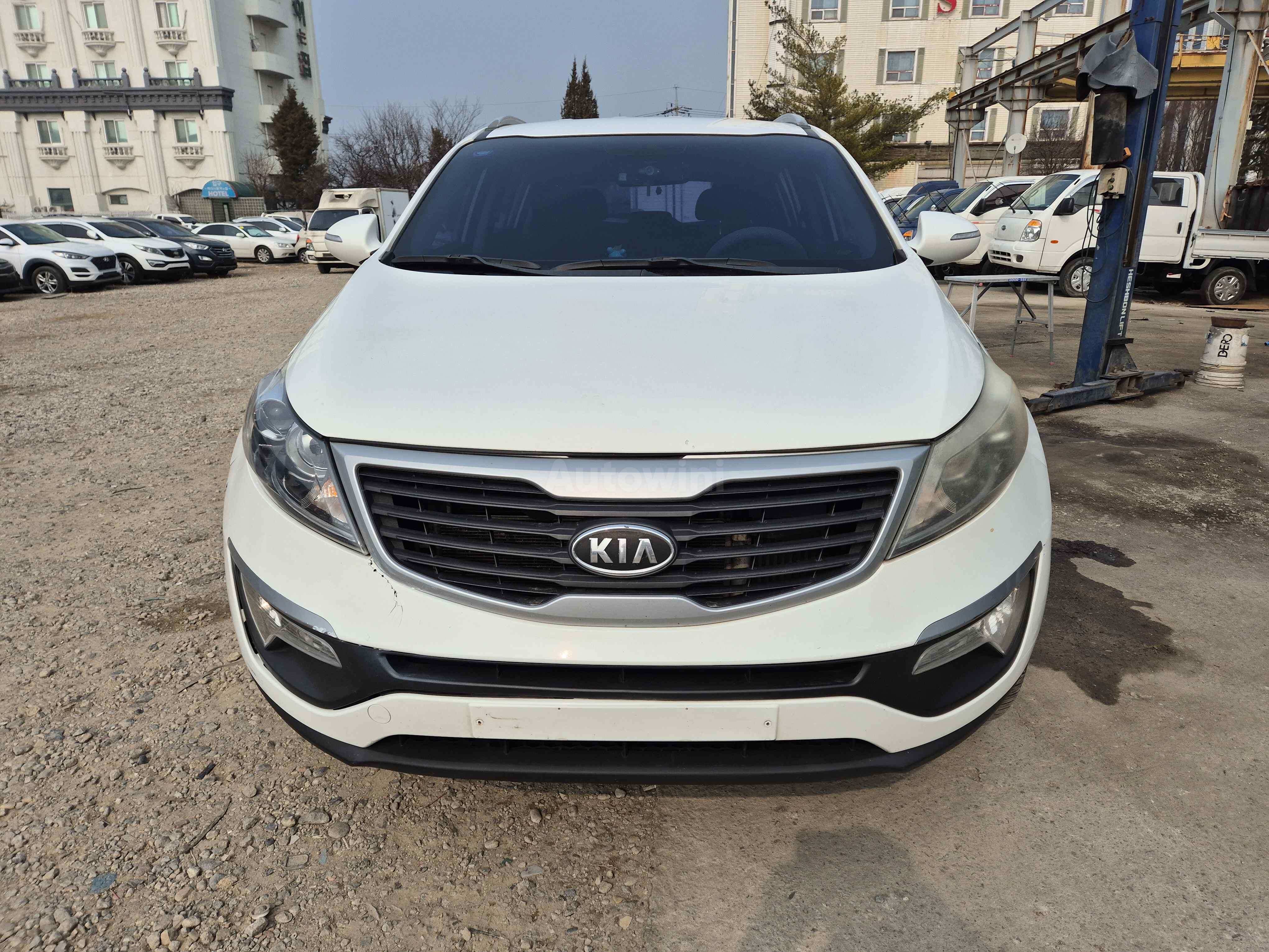 2012 KIA SPORTAGE VIN: KNAPC813BCK345529