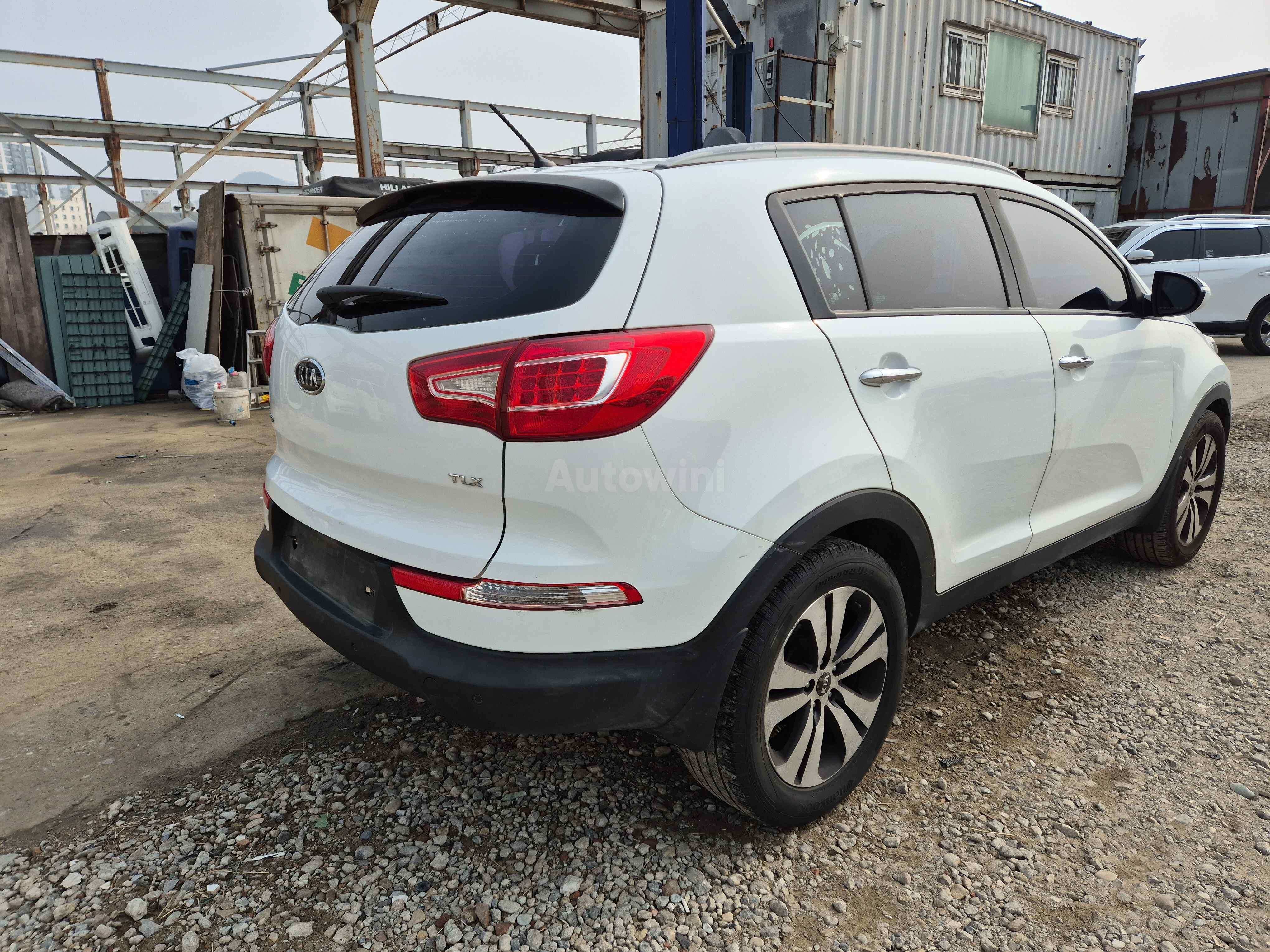 2012 KIA SPORTAGE VIN: KNAPC813BCK345529