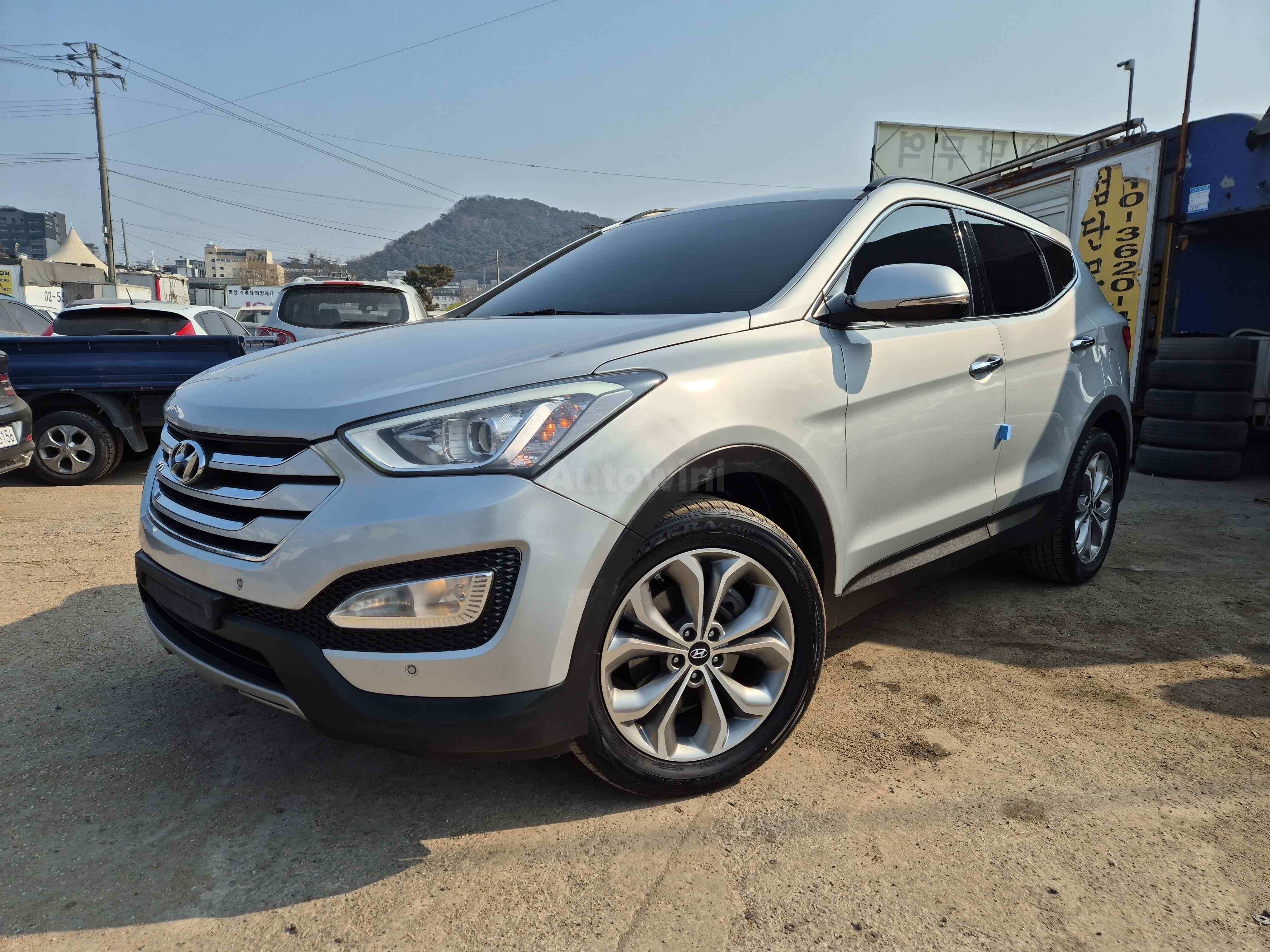 2015 HYUNDAI SANTAFE VIN: KMHSW81UDFU499785