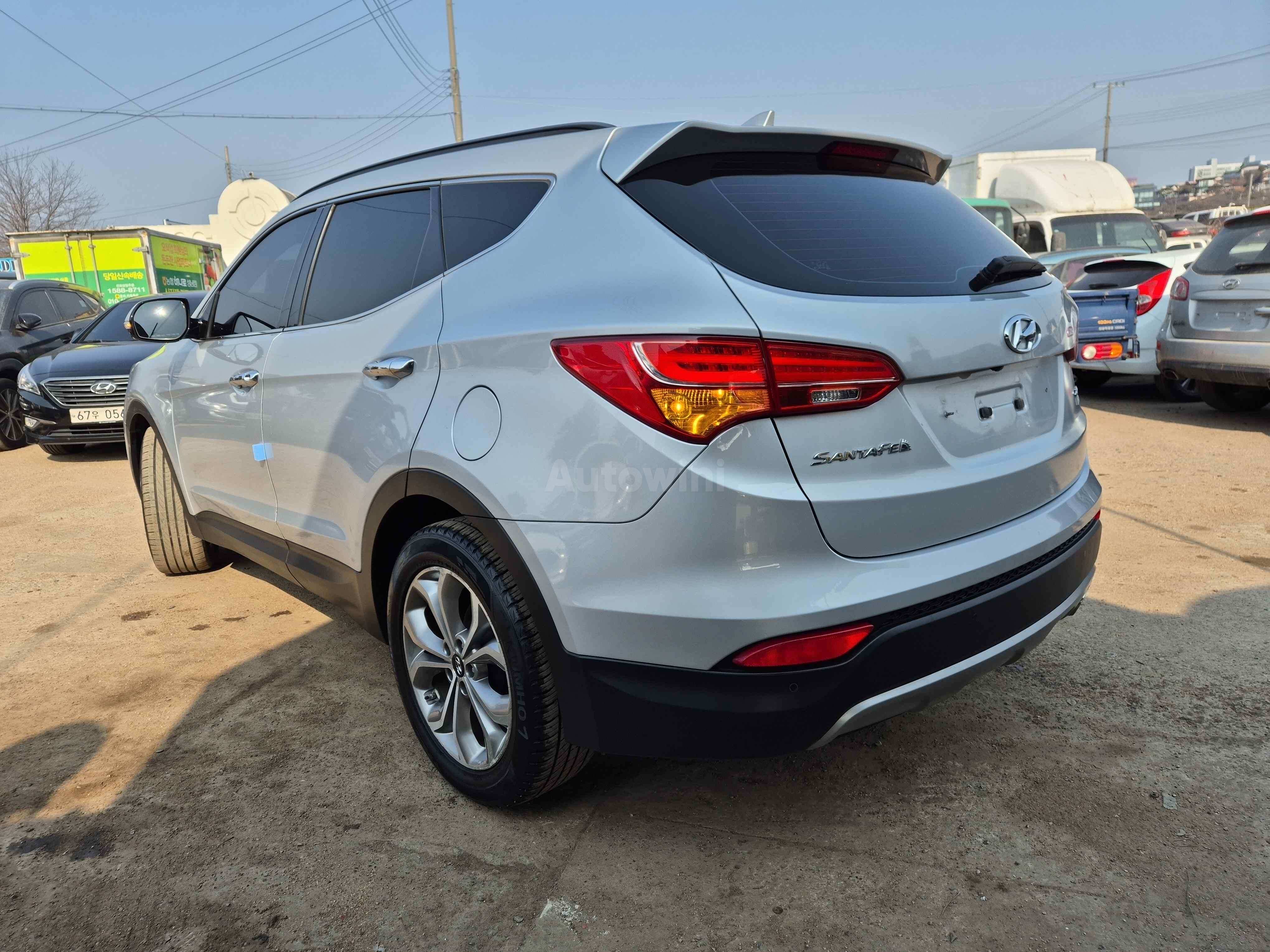 2015 HYUNDAI SANTAFE VIN: KMHSW81UDFU499785