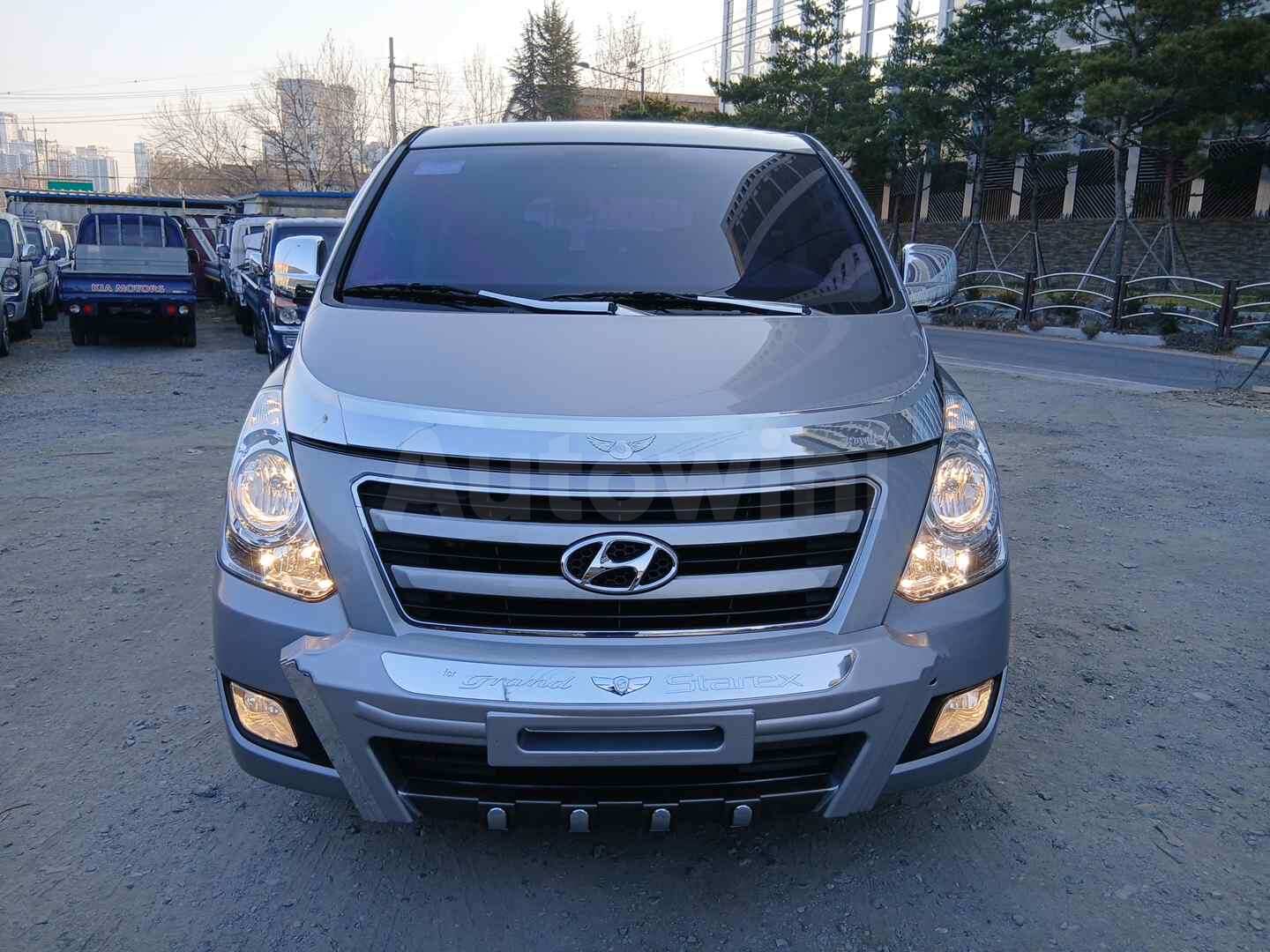 2016 HYUNDAI STAREX VIN: KMJWA37KBGU772974