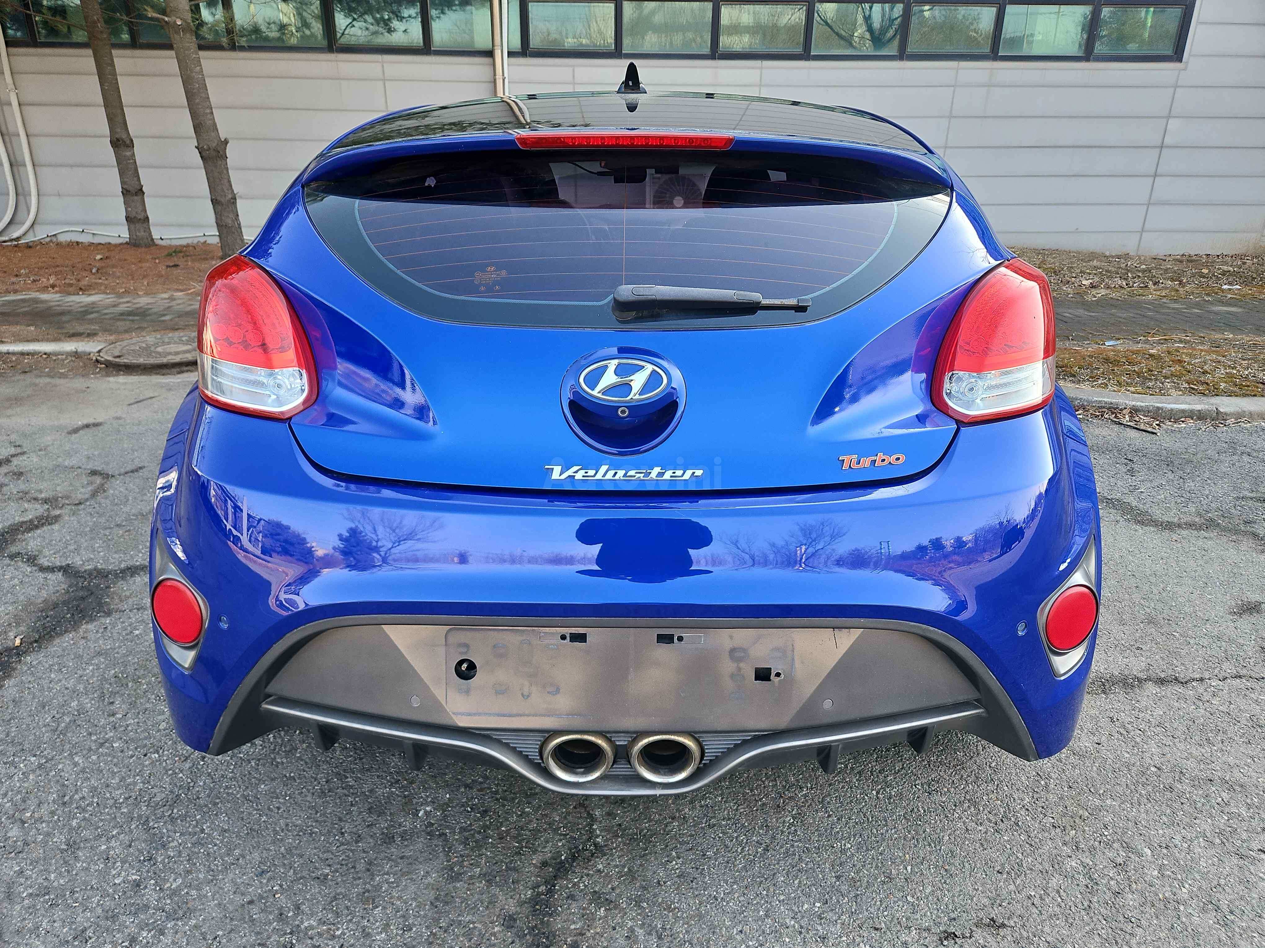 2014 HYUNDAI VELOSTER VIN: KMHTE61EBEU170954