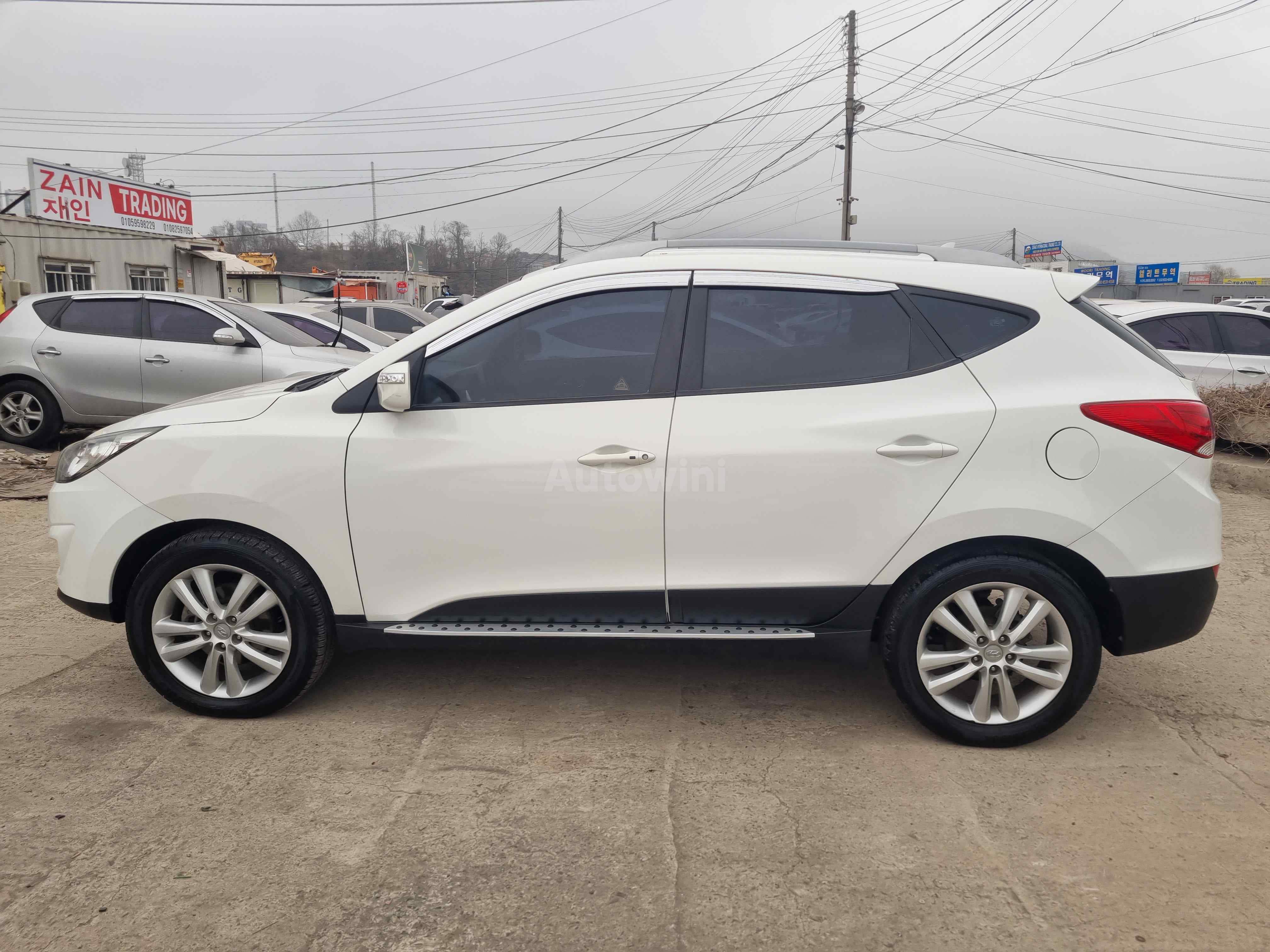 2013 HYUNDAI TUCSON VIN: KMHJU81VBDU629300