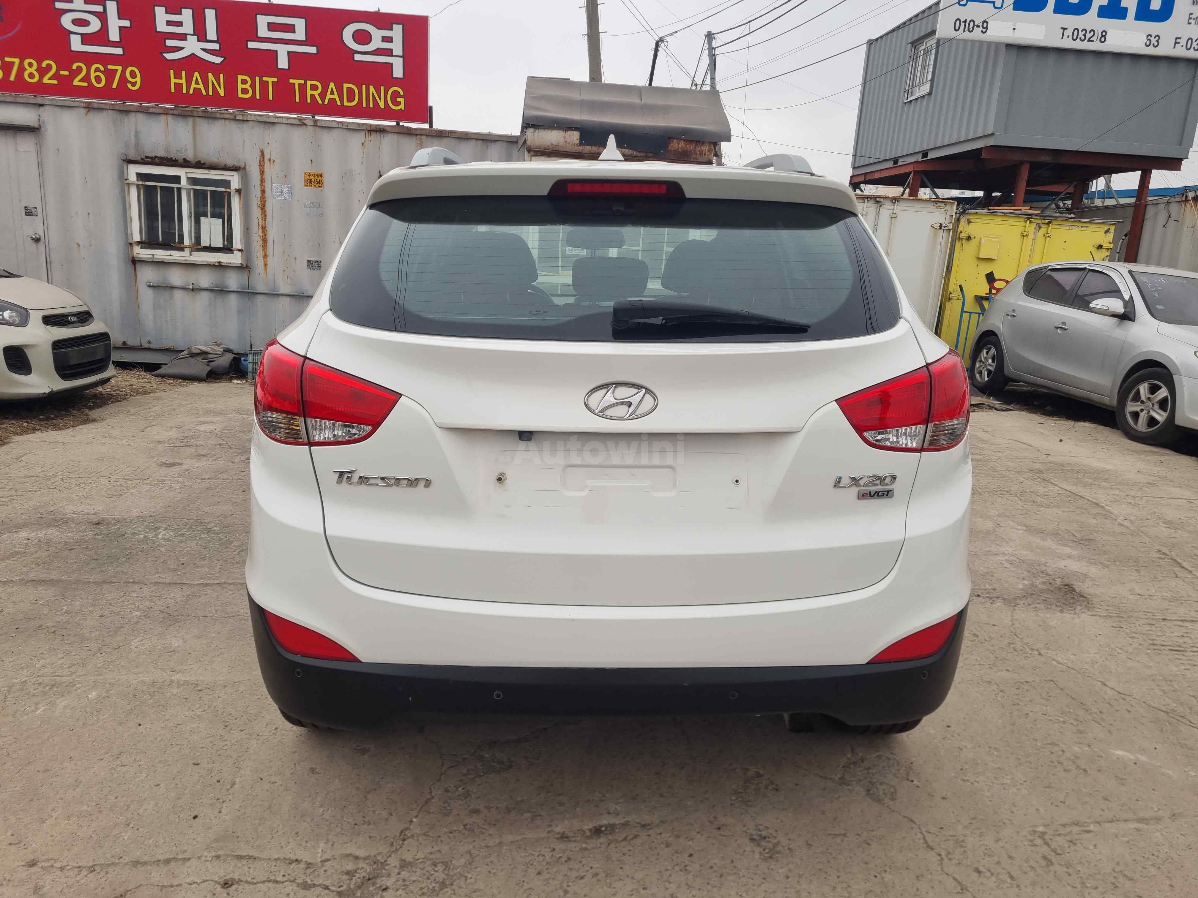 2013 HYUNDAI TUCSON VIN: KMHJU81VBDU629300