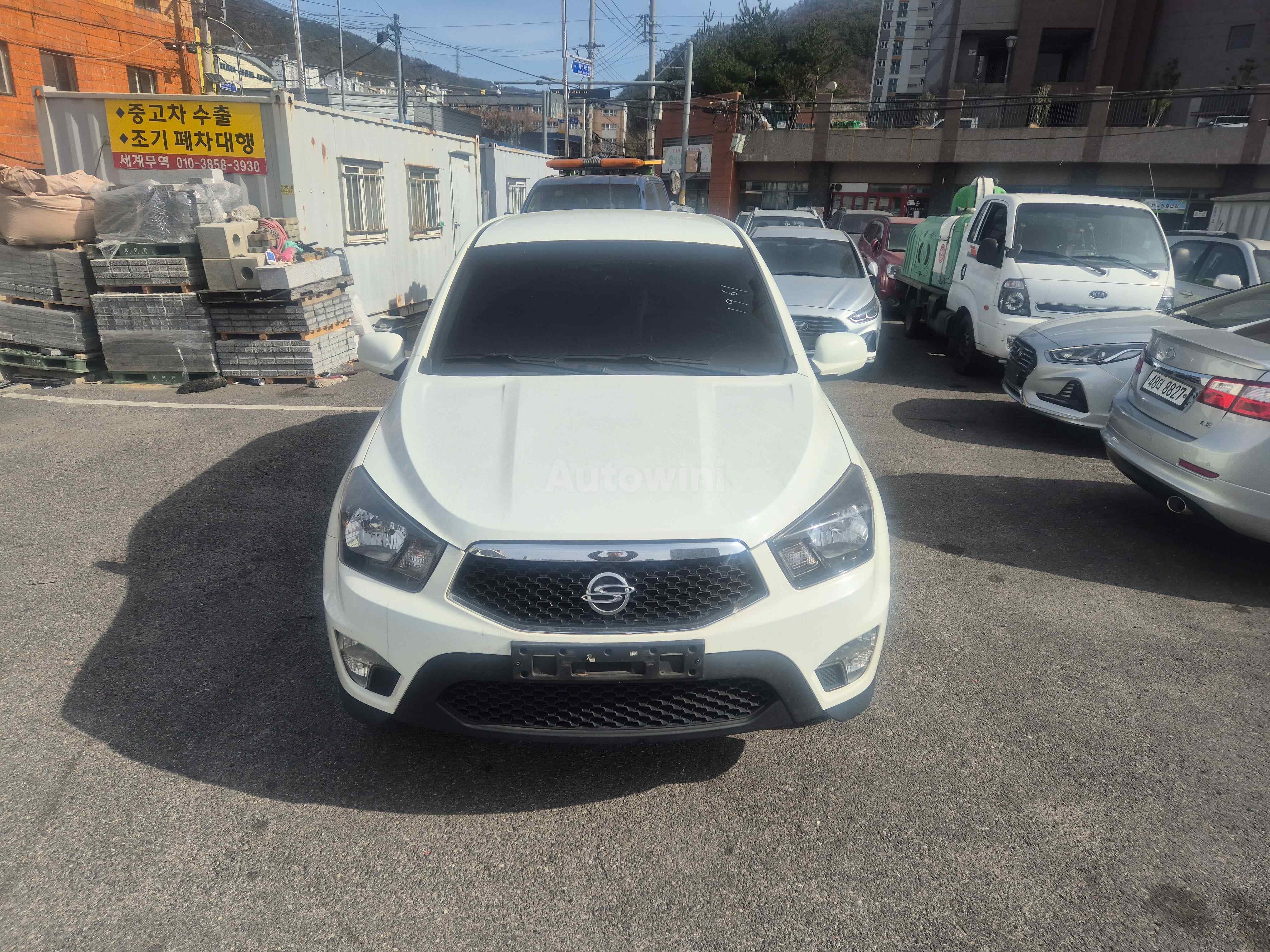 2015 KGM (SSANGYONG) KORANDO VIN: KPACE4AN1FP220954