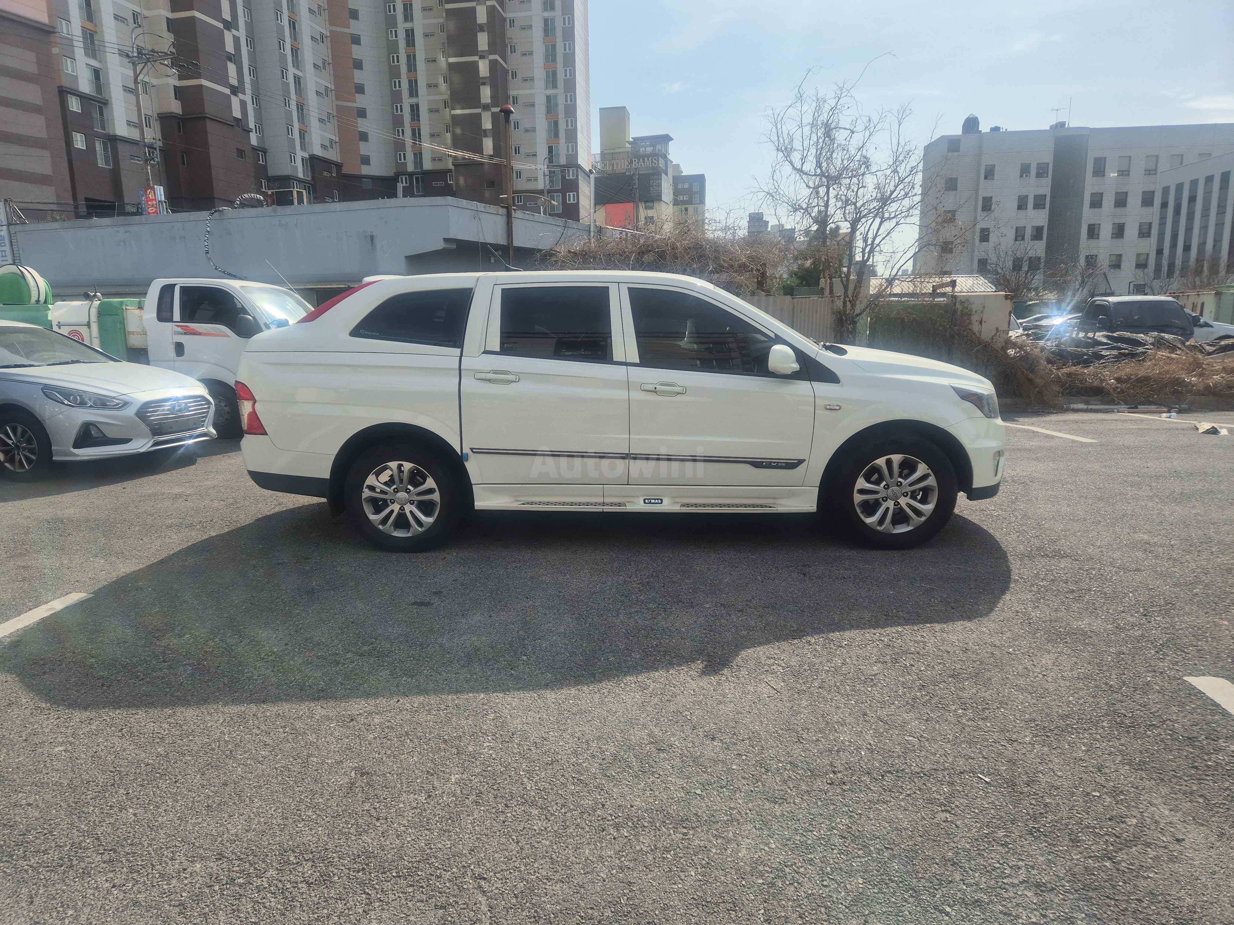 2015 KGM (SSANGYONG) KORANDO VIN: KPACE4AN1FP220954