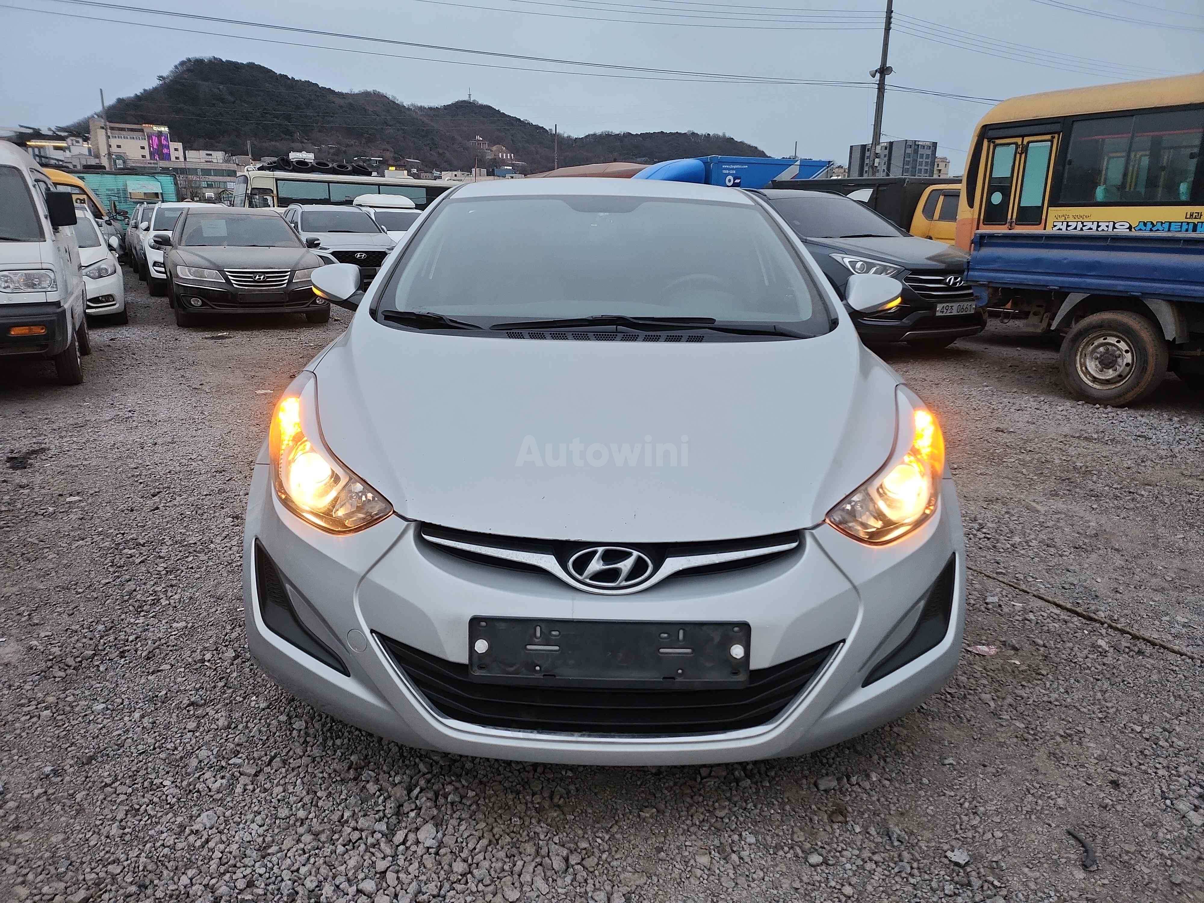 2014 HYUNDAI AVANTE VIN: KMHDG41DBEU013444