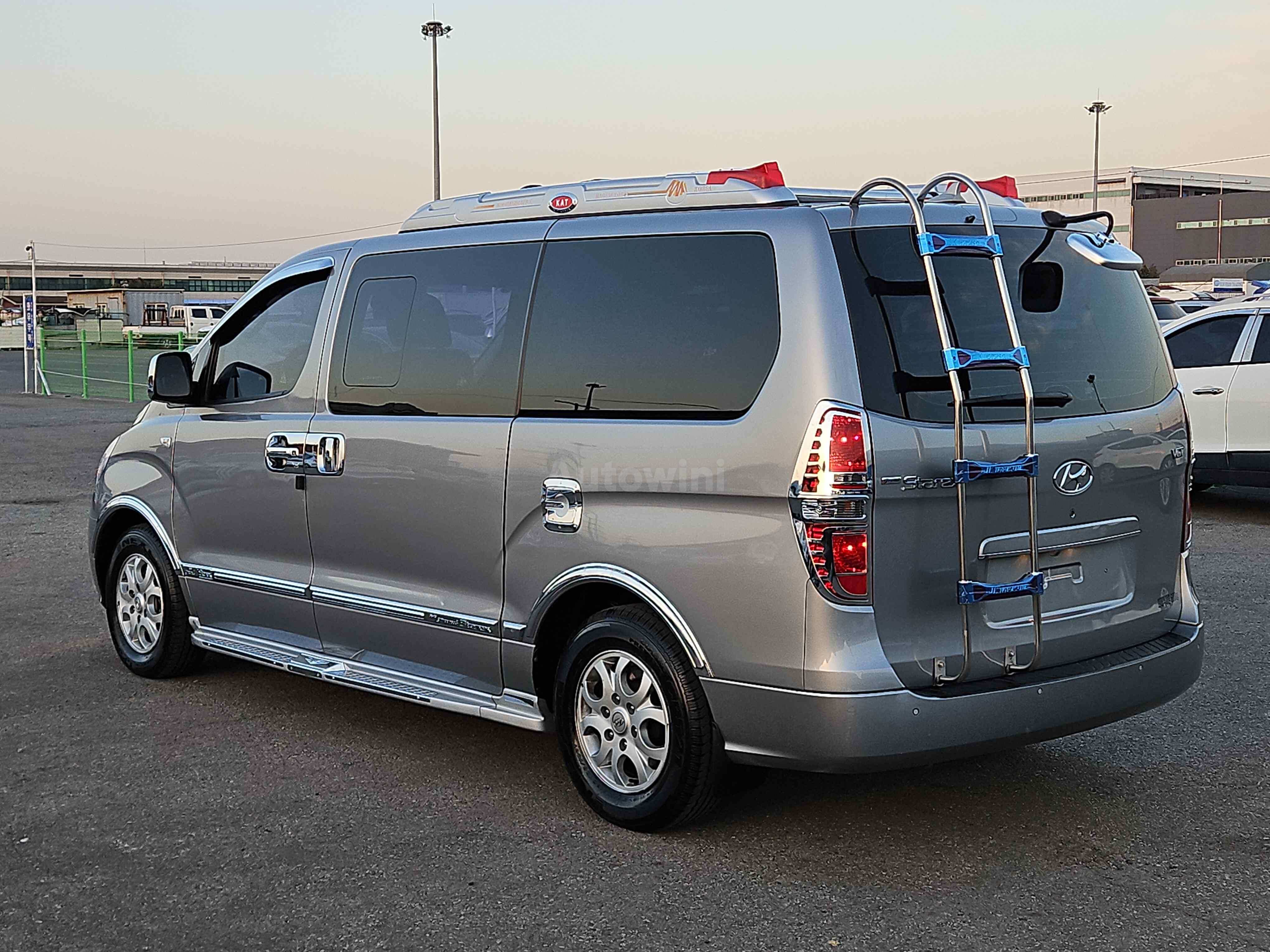 2015 HYUNDAI STAREX VIN: KMFWBX7KBFU648820