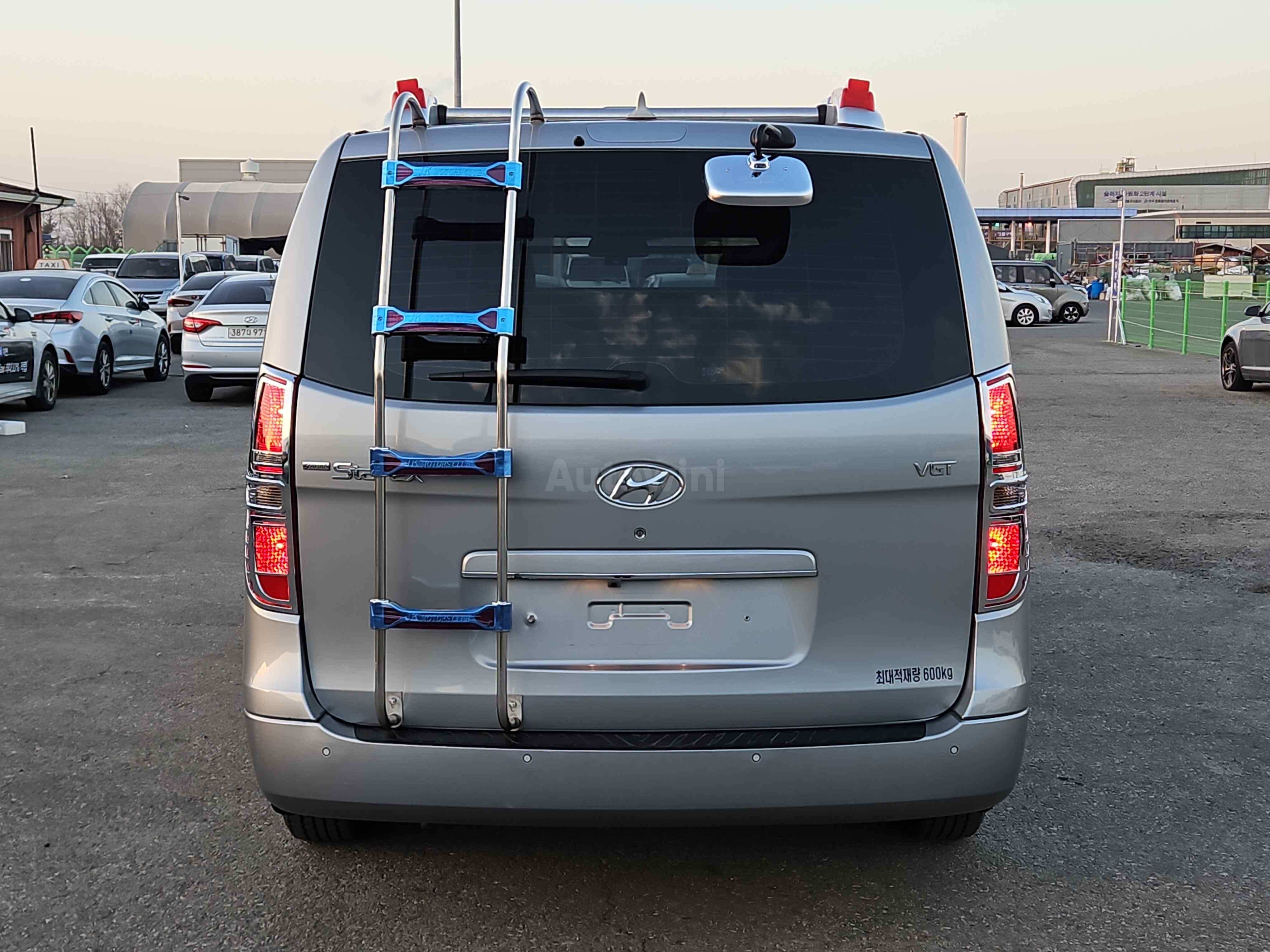 2015 HYUNDAI STAREX VIN: KMFWBX7KBFU648820