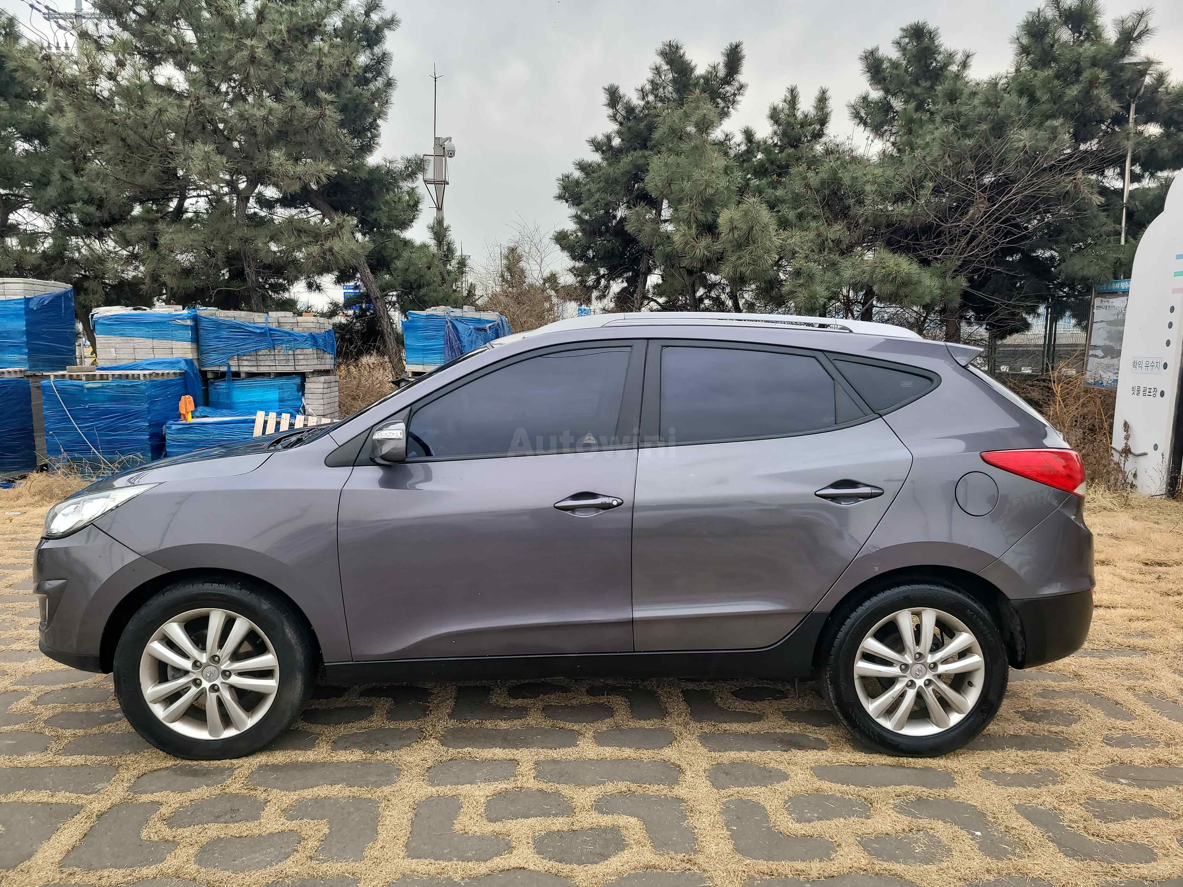 2013 HYUNDAI TUCSON VIN: KMHJT81VBDU652522