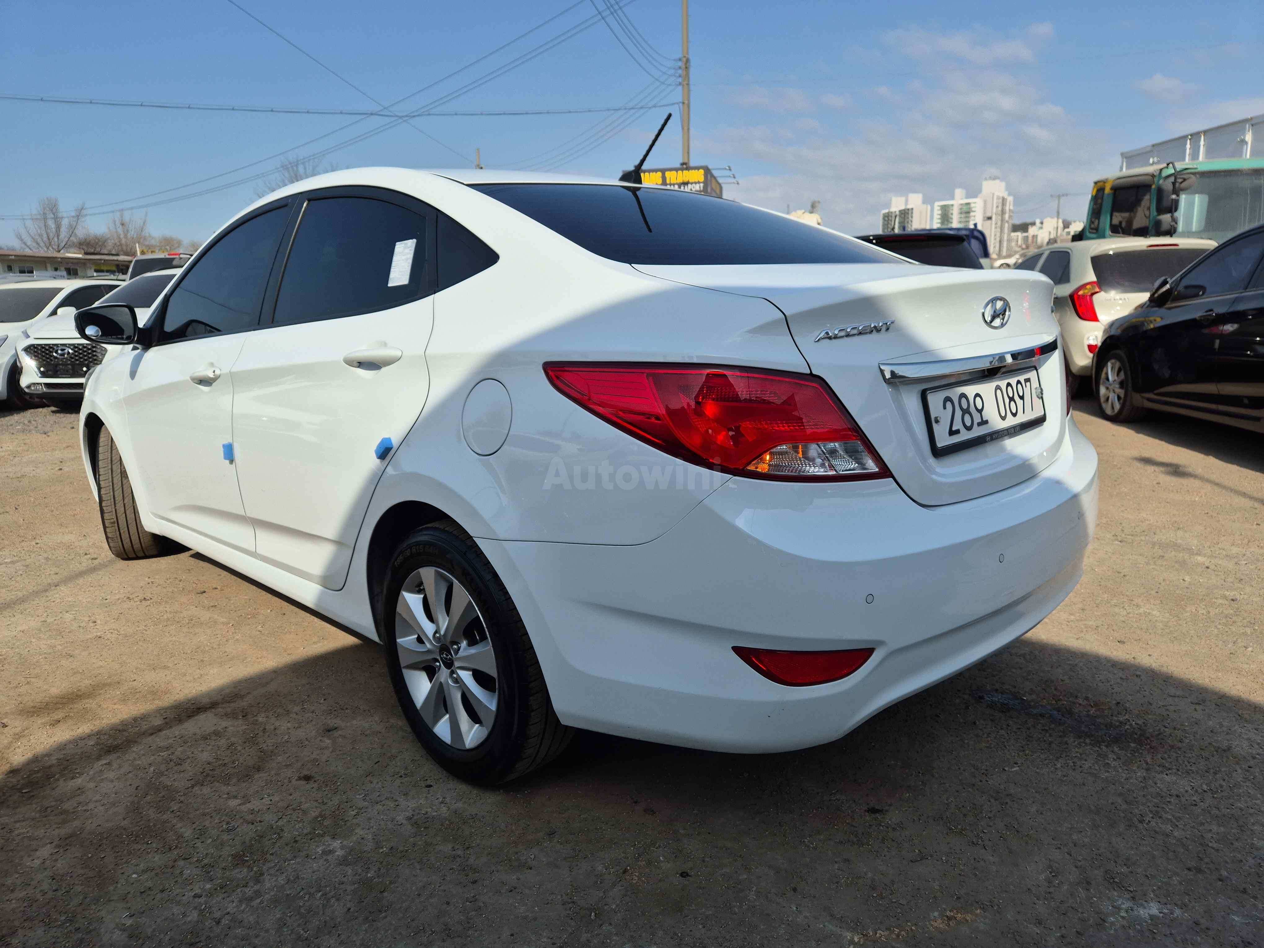 2016 HYUNDAI ACCENT VIN: KMHCT41BEGU110771