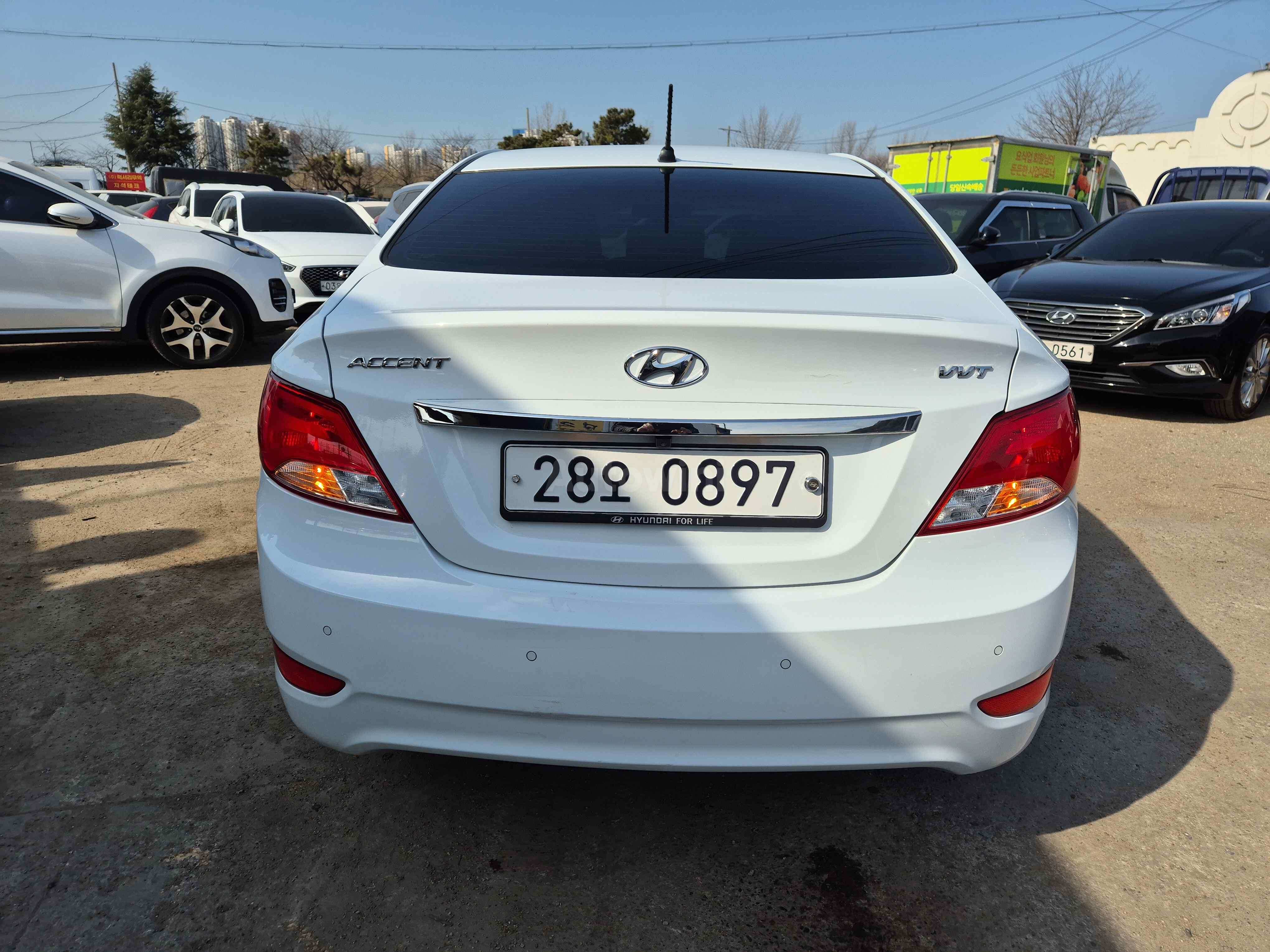 2016 HYUNDAI ACCENT VIN: KMHCT41BEGU110771