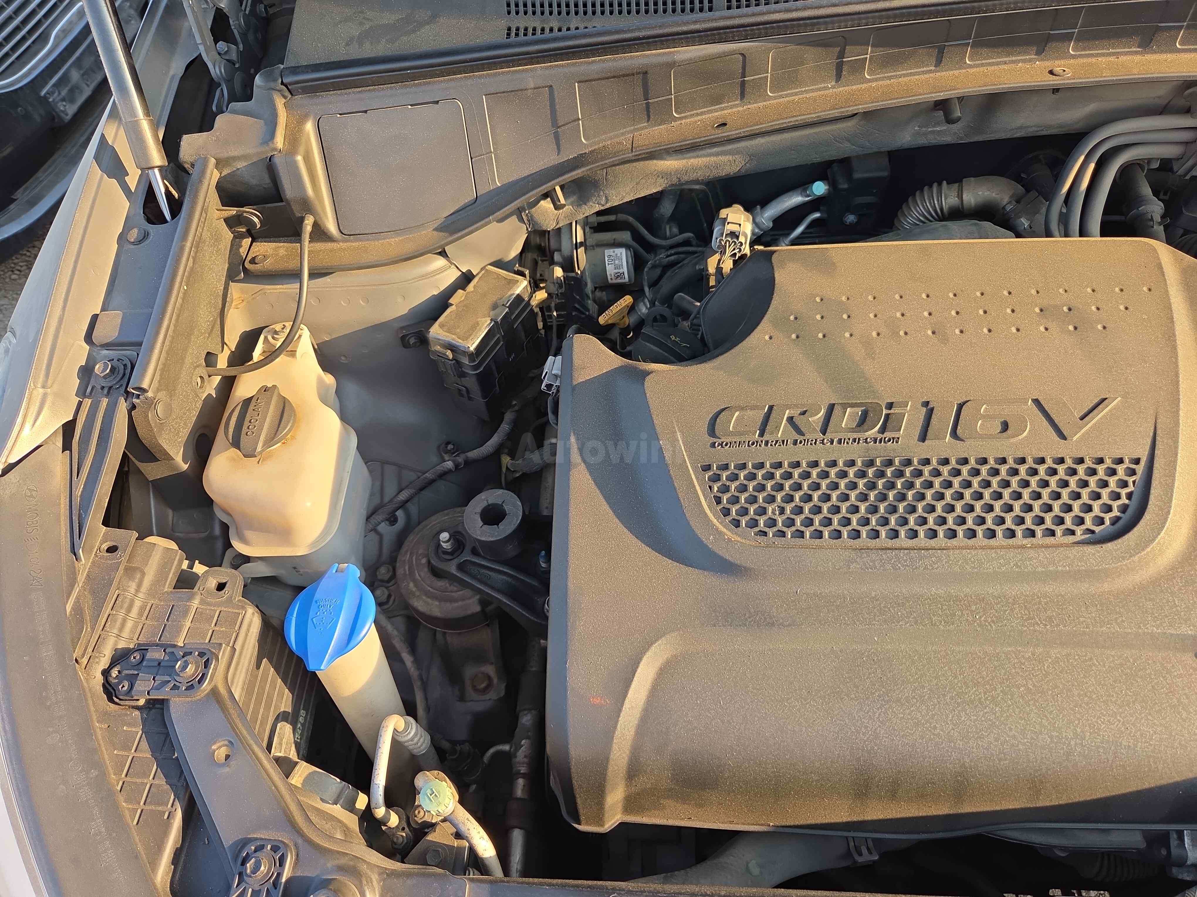 2015 HYUNDAI SANTAFE VIN: KMHSW81UBFU386812