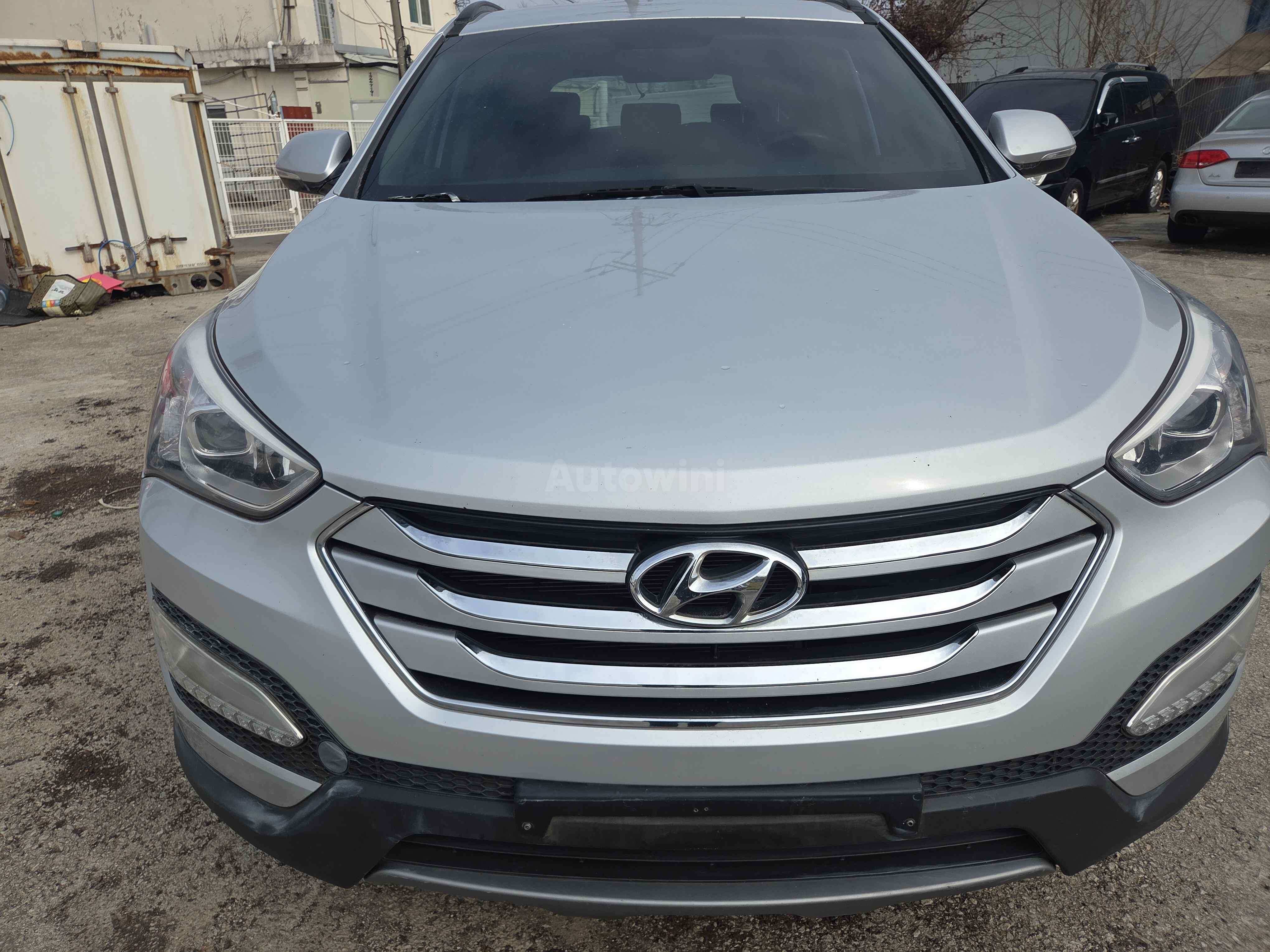 2015 HYUNDAI SANTAFE VIN: KMHSW81UBFU513114